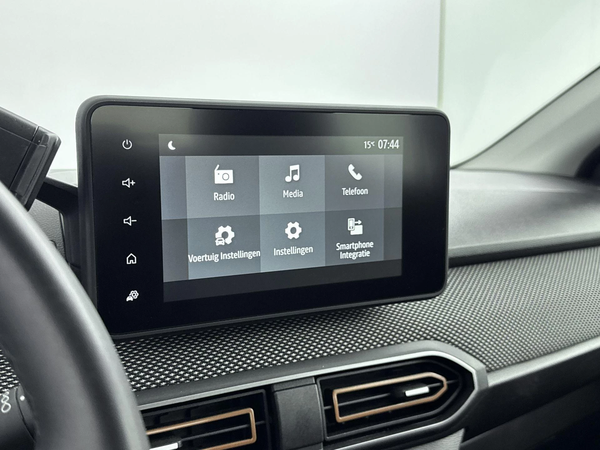 Dacia-Sandero Stepway-image-14