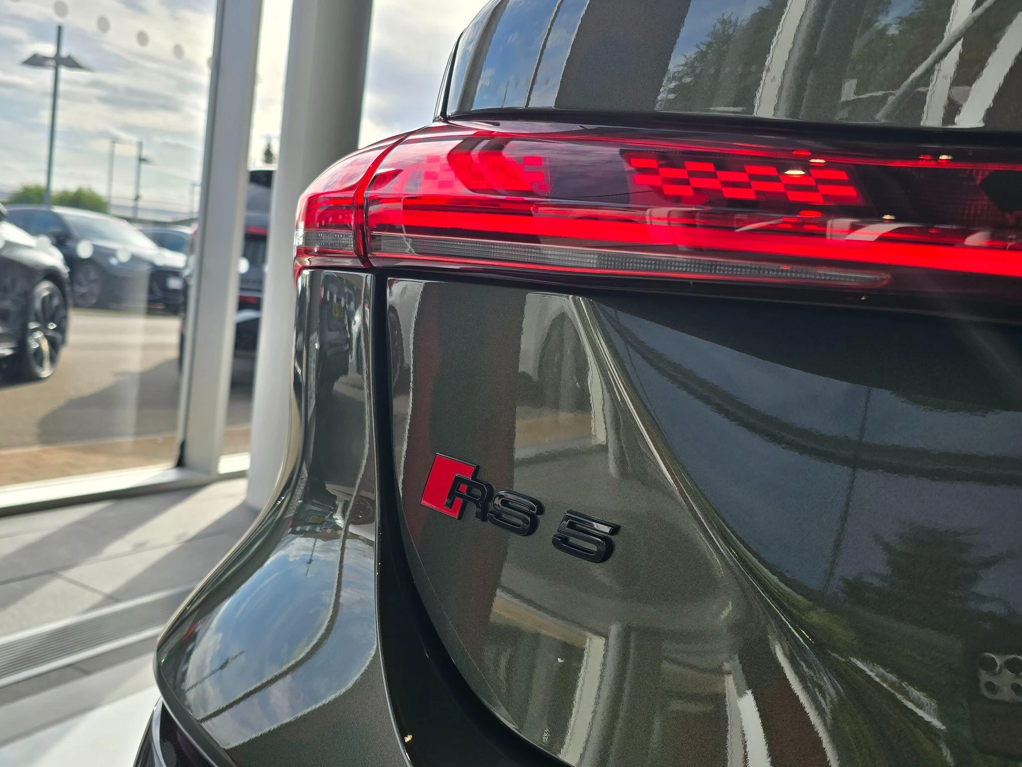 Audi-RS5-image-24