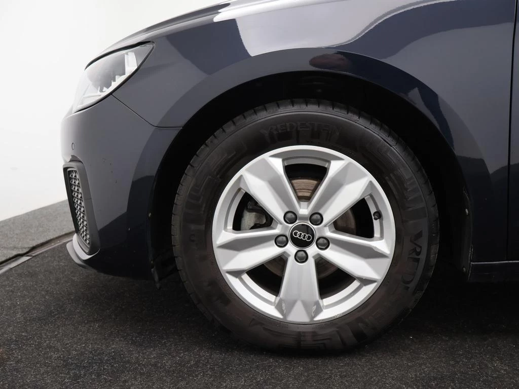 Audi A1 Sportback Audi A1 Sportback Business Edition Attraction 25TFSI 95PK *AUTOMAAT*PDC*VIRTUAL COCKPIT*APP-CONNECT*NAVI*CRUISE*...*