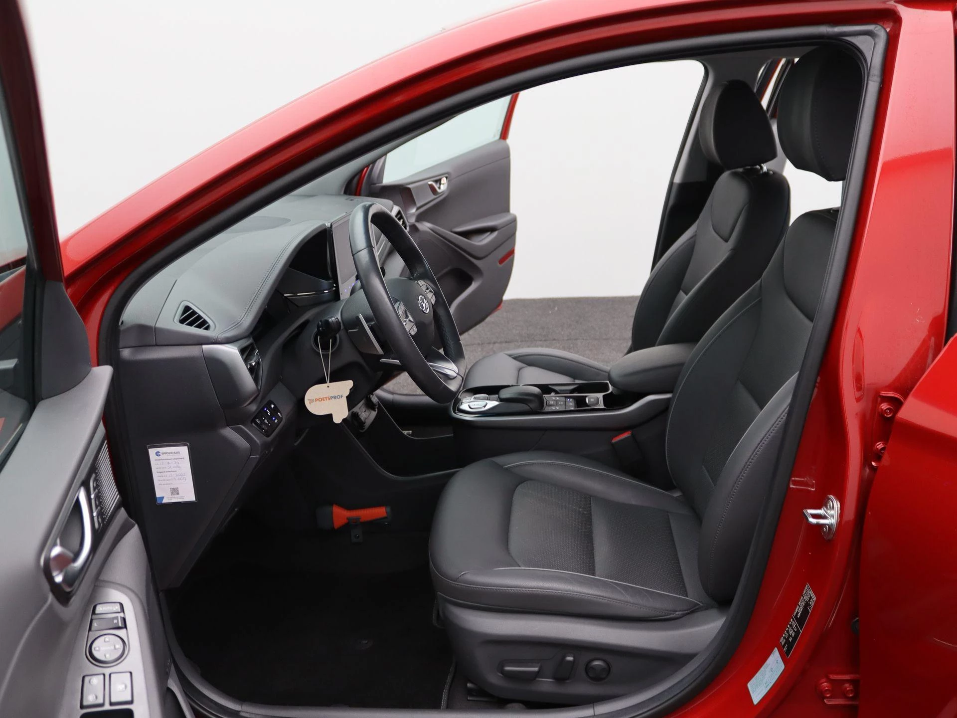 Hyundai-IONIQ-image-11