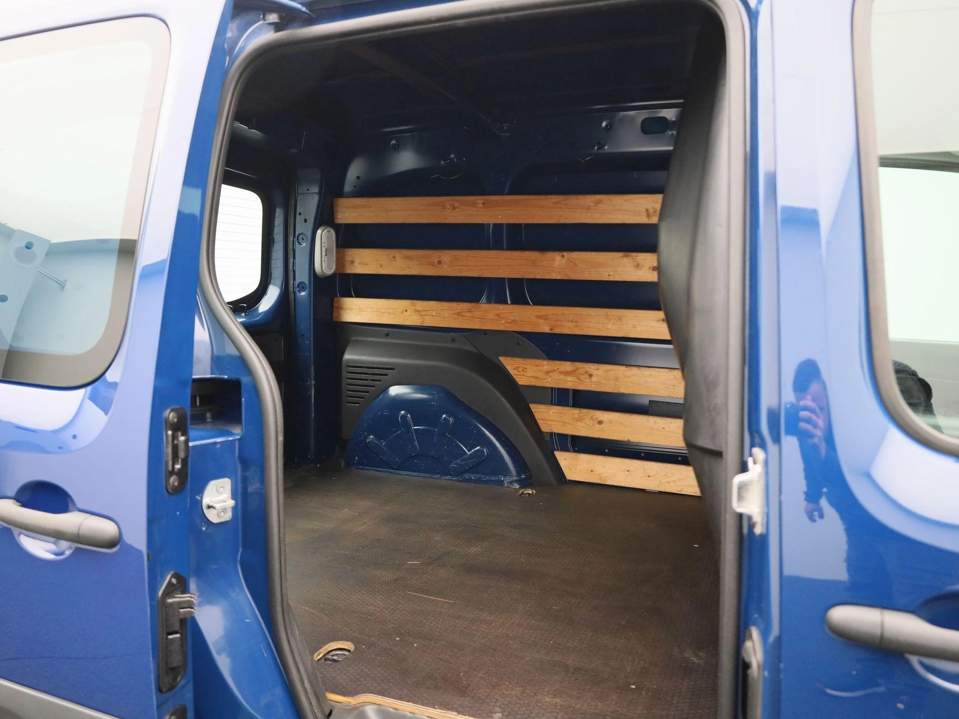 Mercedes-Benz-Citan-image-12