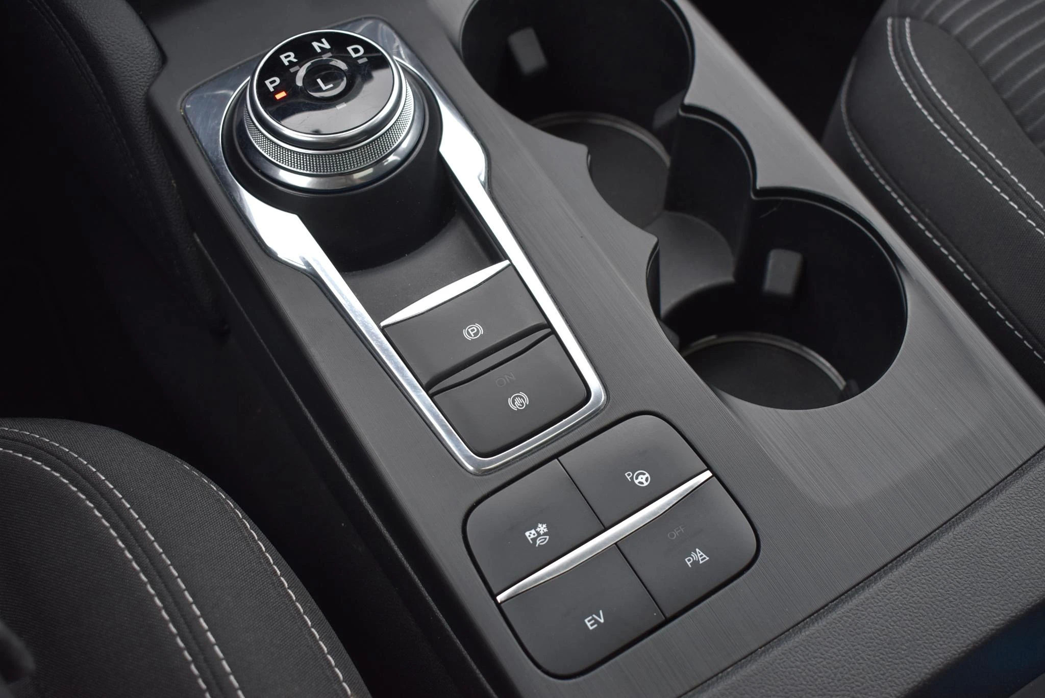 Ford-Kuga-image-41