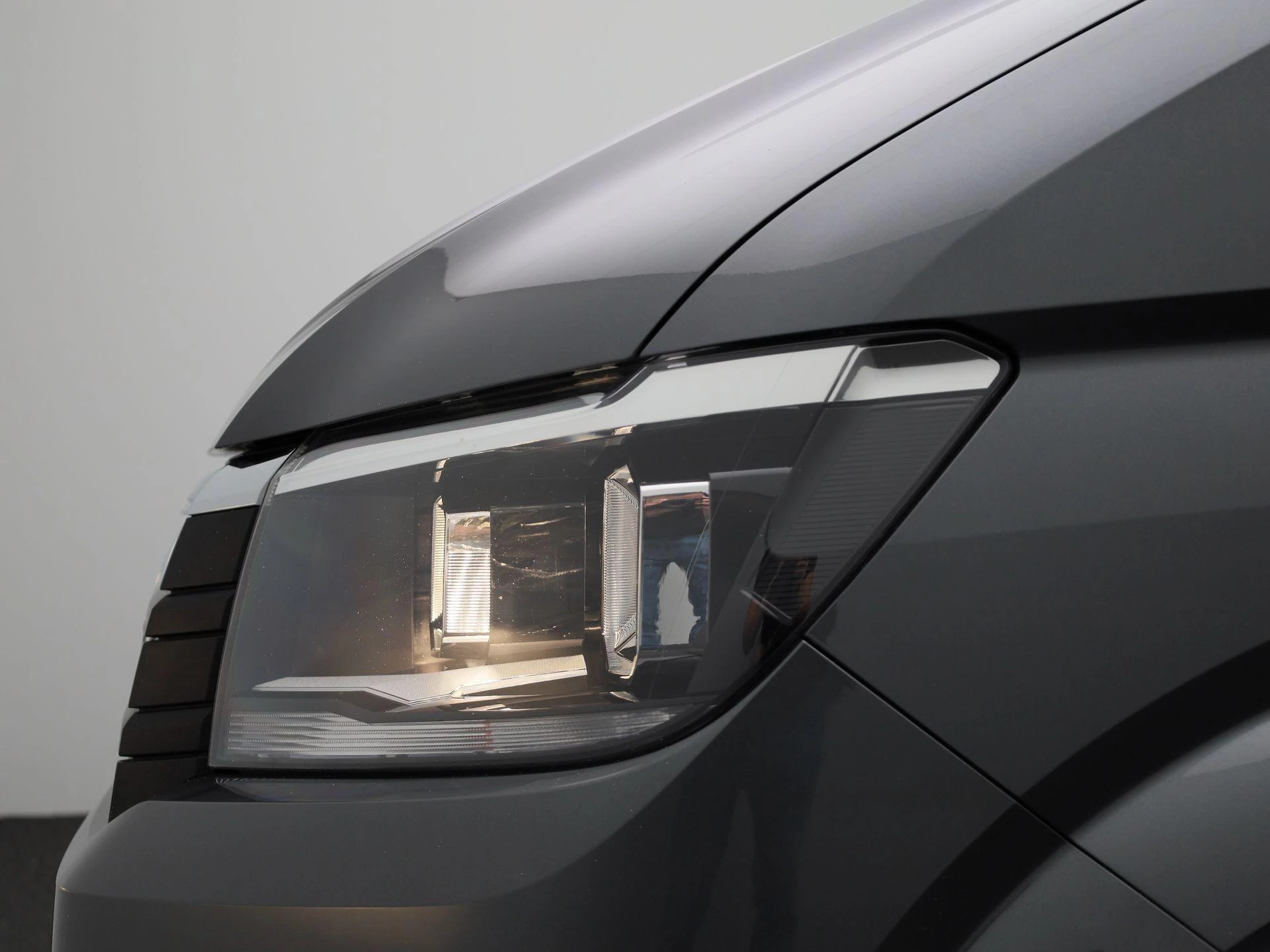 Volkswagen-Crafter-image-20