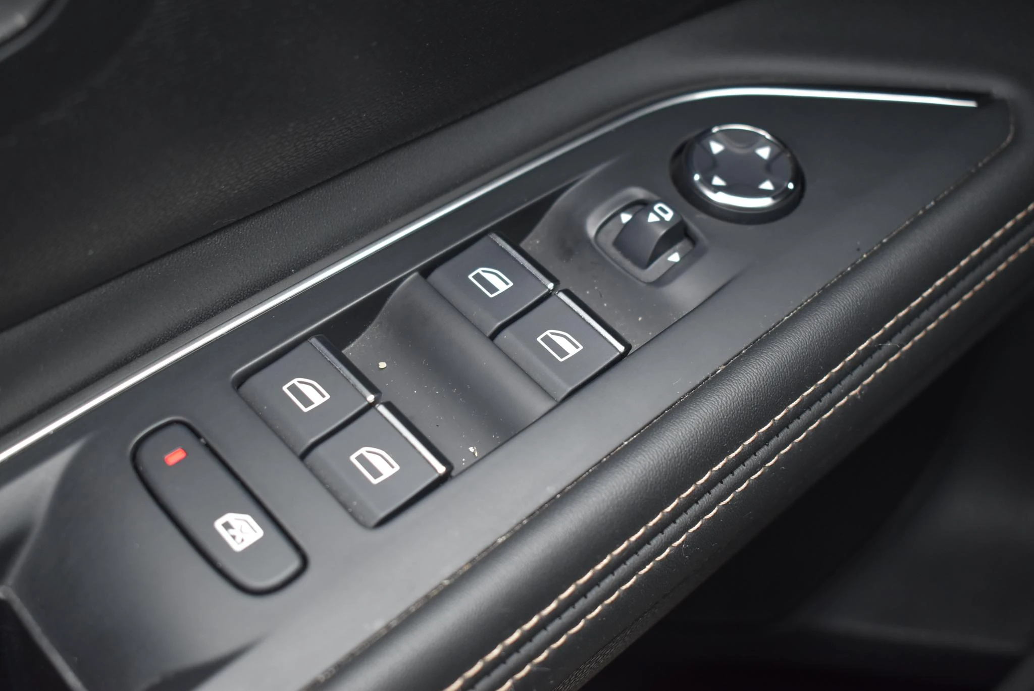 Peugeot-5008-image-19