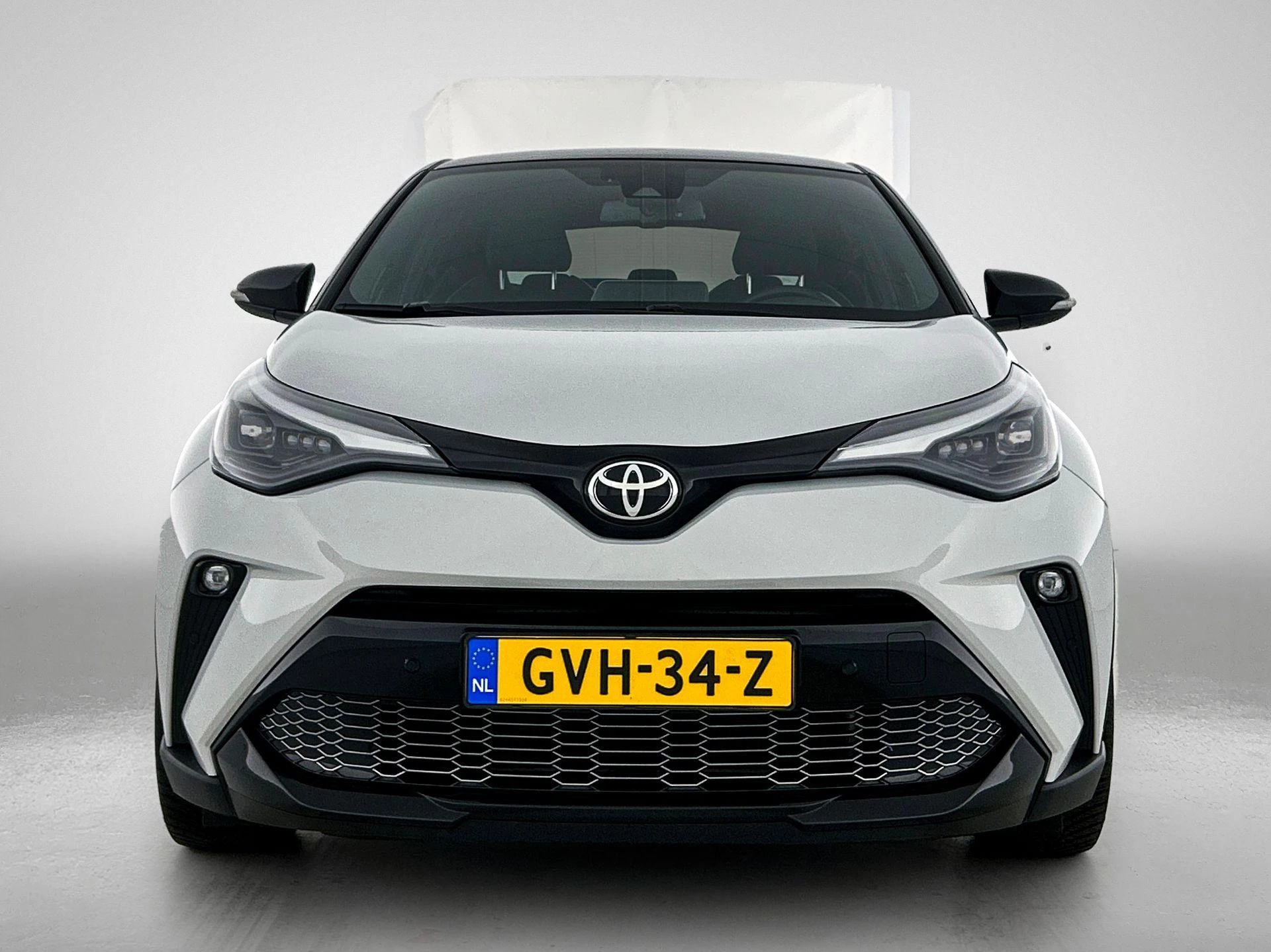 Toyota-C-HR-image-4