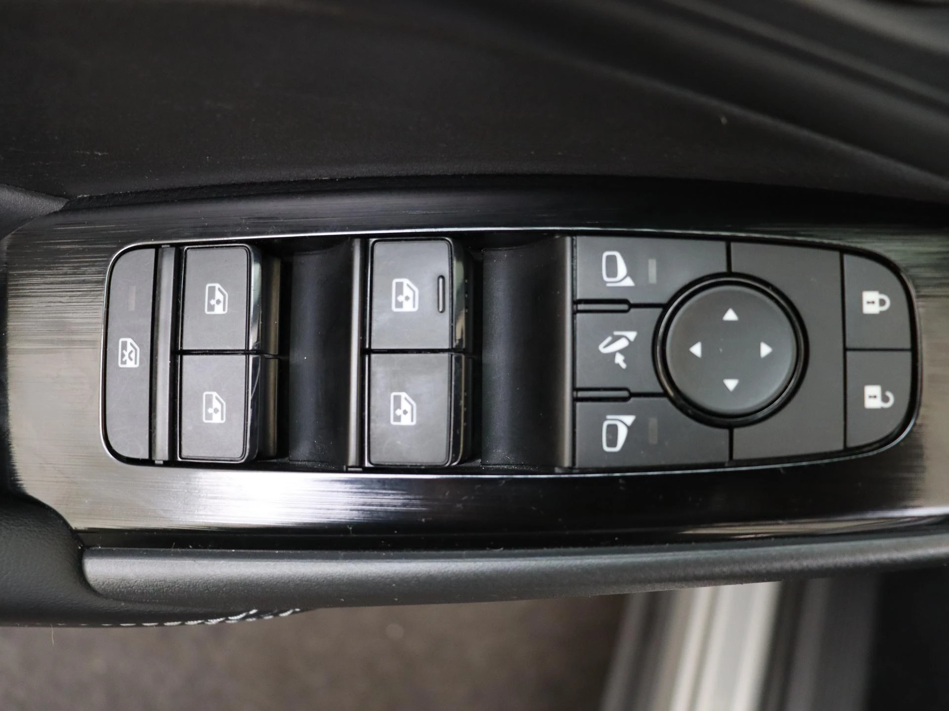 Nissan-QASHQAI-image-27