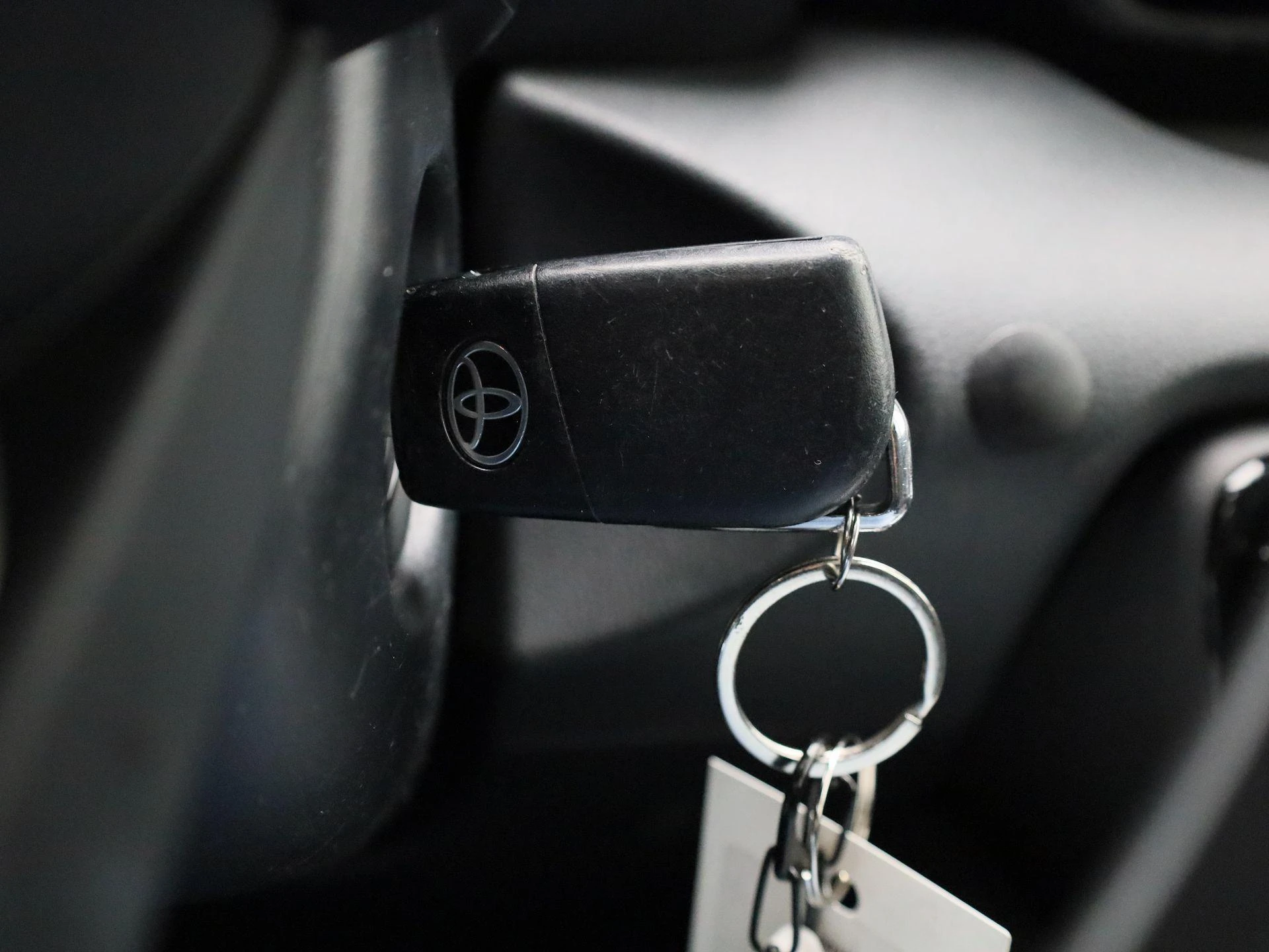Toyota-Yaris-image-21