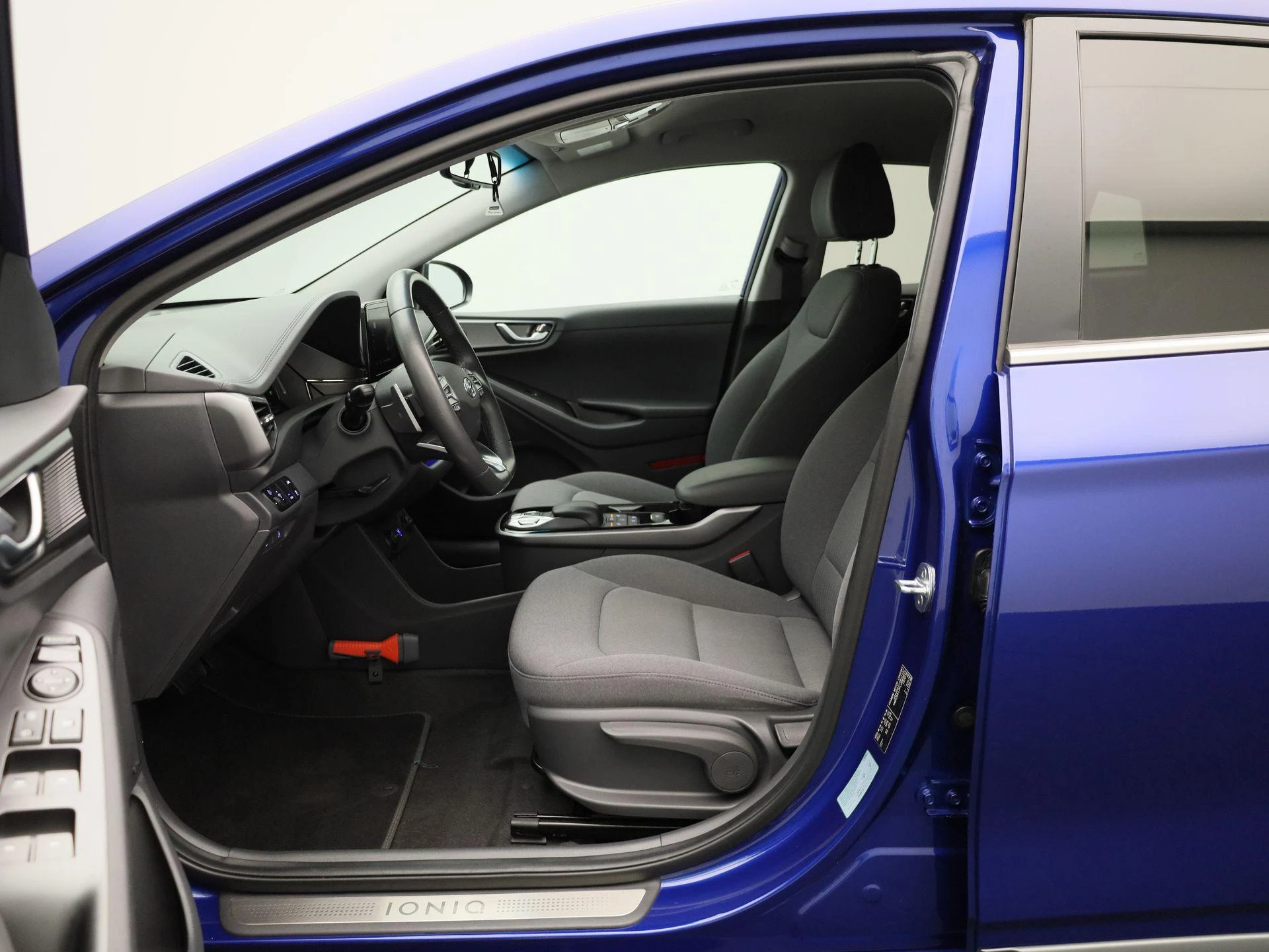Hyundai-IONIQ-image-8