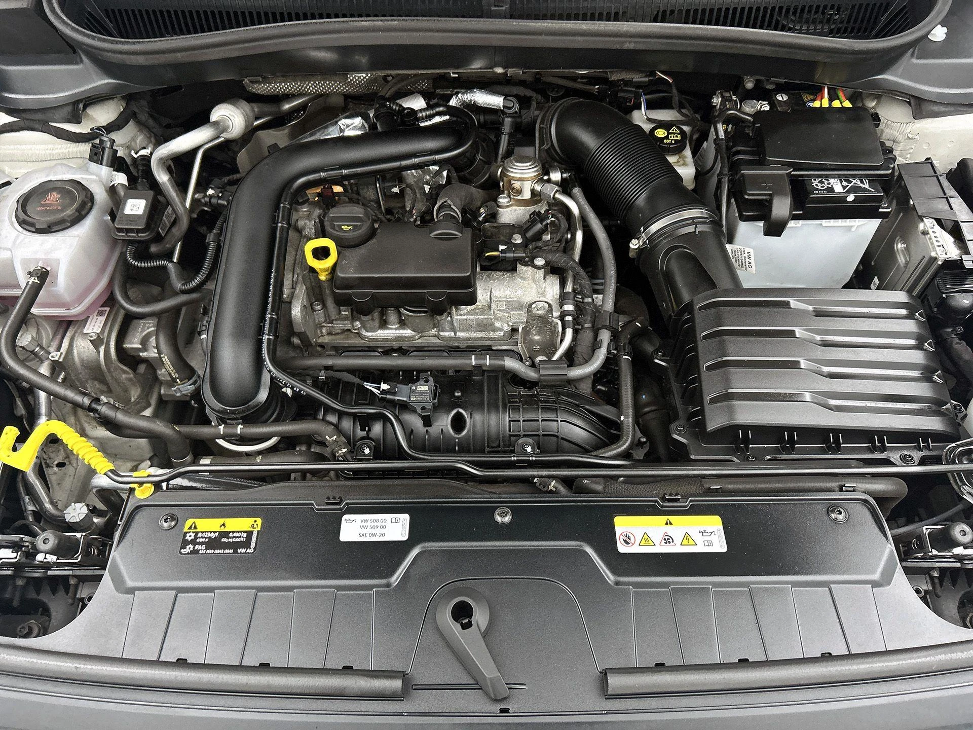 Volkswagen-T-Cross-image-30