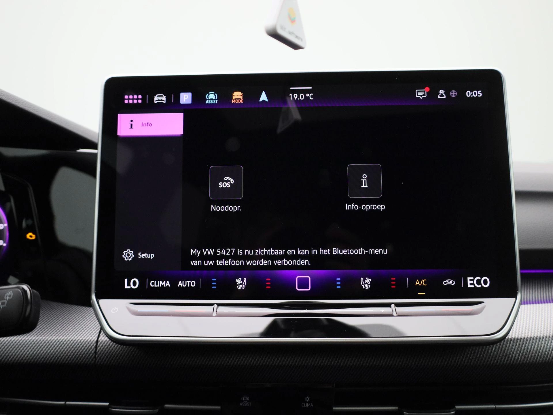 Volkswagen-Golf-image-20