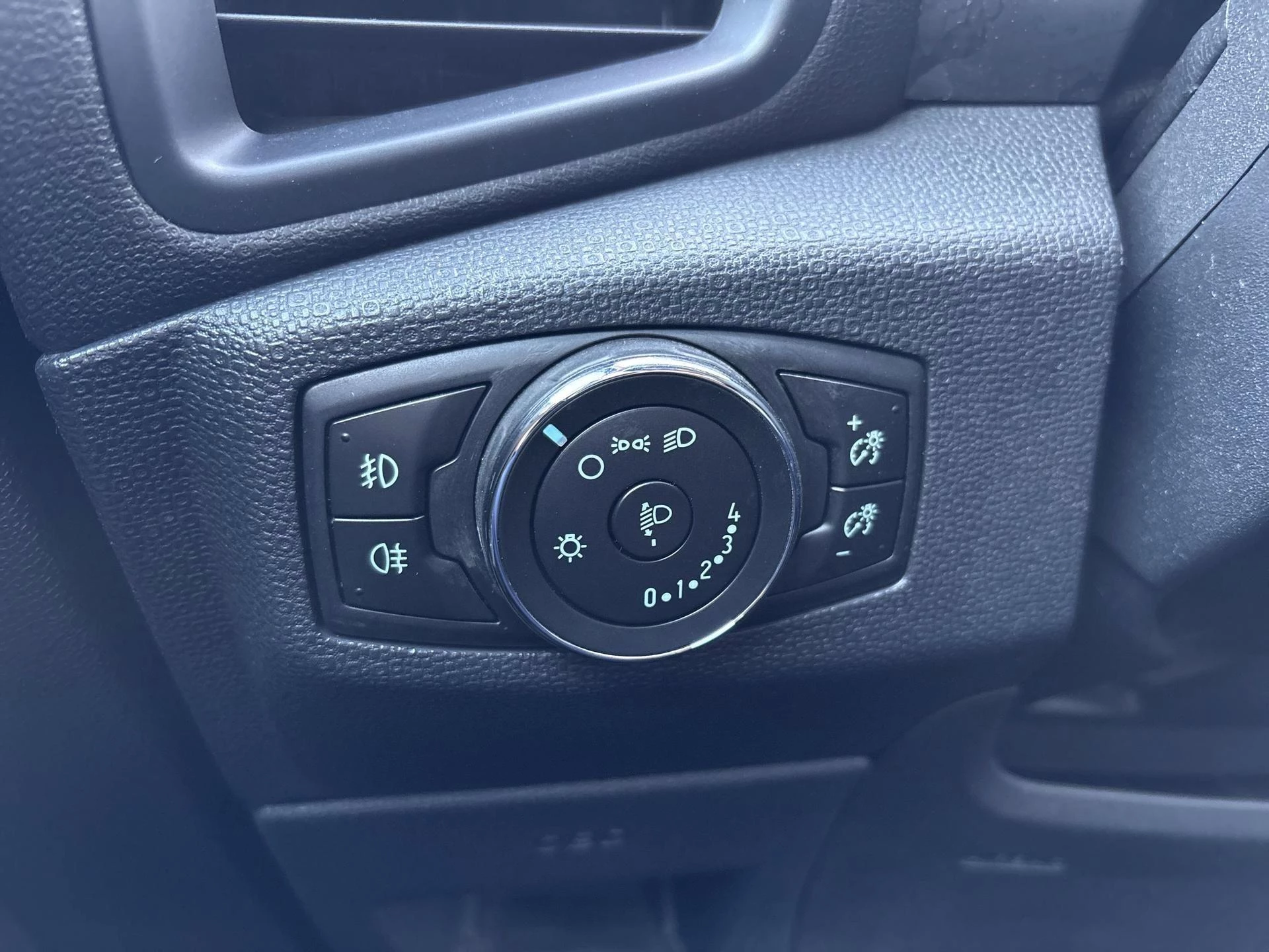 Ford-EcoSport-image-16