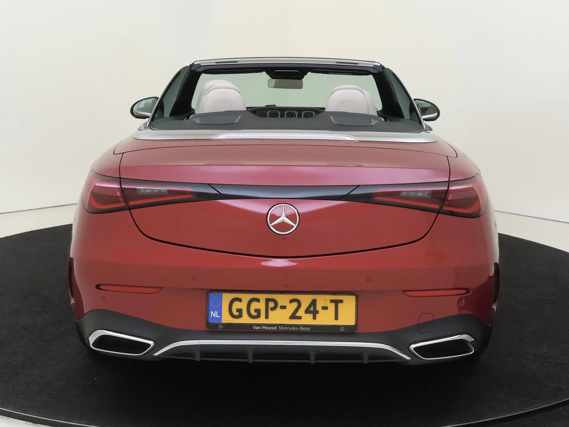 Mercedes-Benz-CLE-image-6