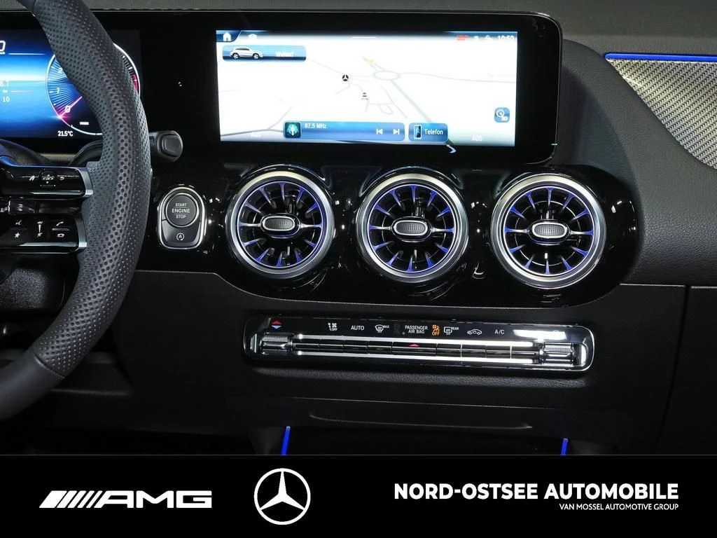 Mercedes-Benz GLA 200 AMG NIGHT PANO AHK 360° SOUND DISTRONIC AMG Line