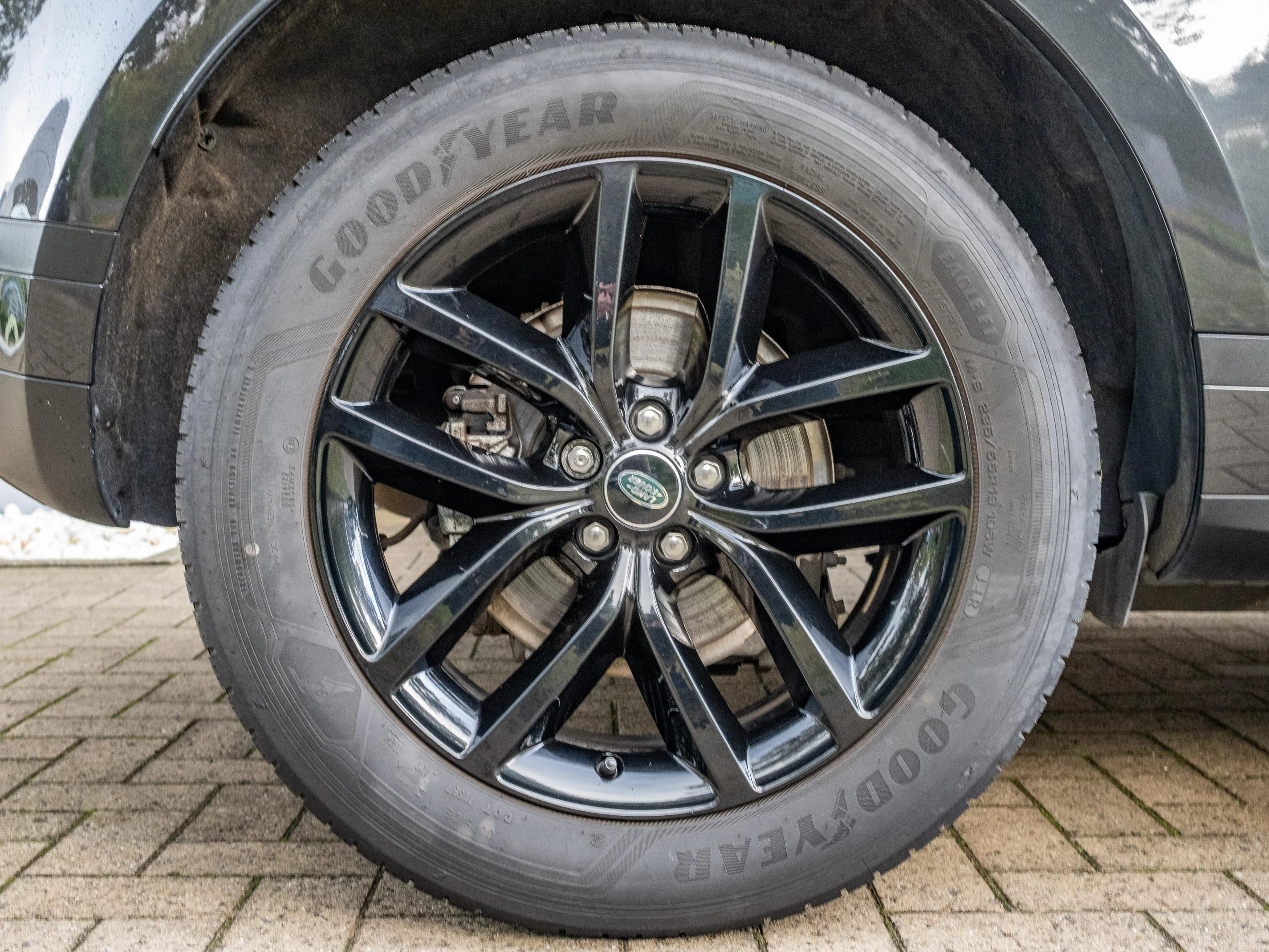 Land Rover-Range Rover Evoque-image-9