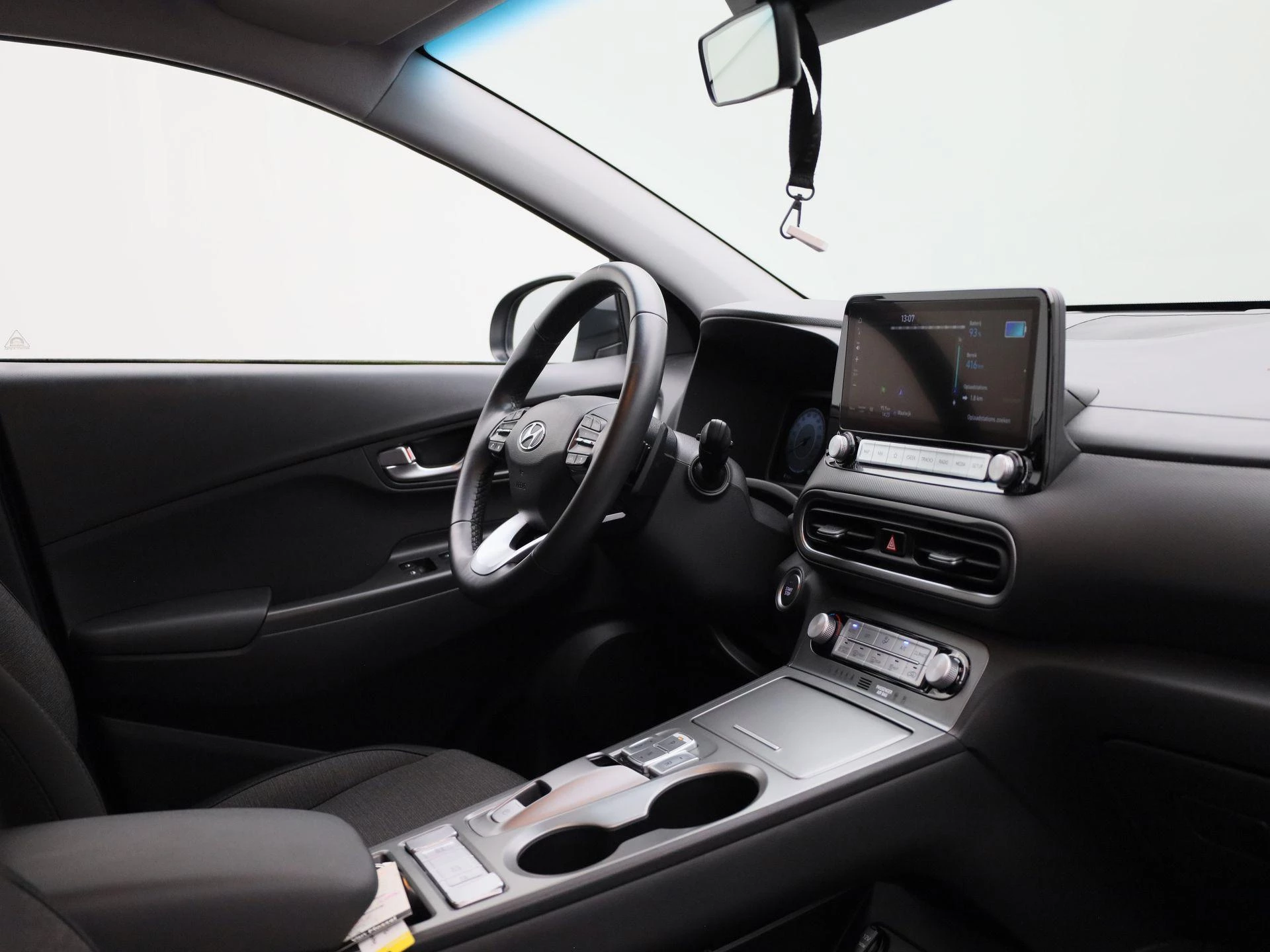 Hyundai-Kona-image-32