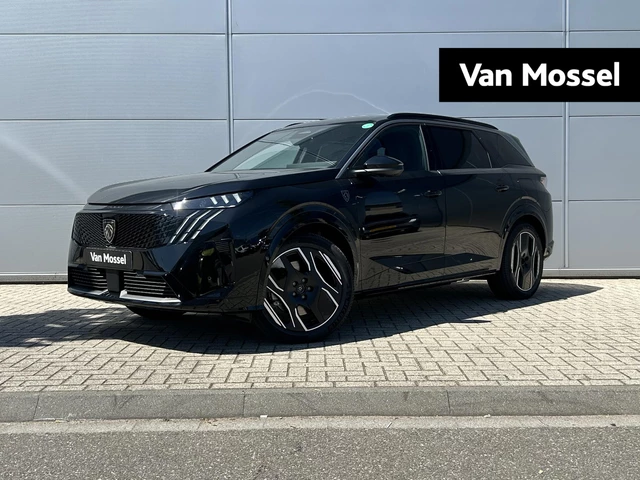 Peugeot e-5008