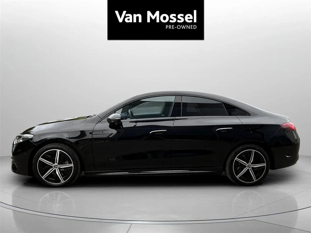 Mercedes-Benz-CLA-image-7