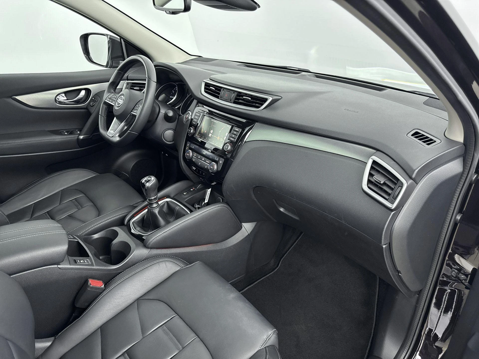 Nissan-QASHQAI-image-15