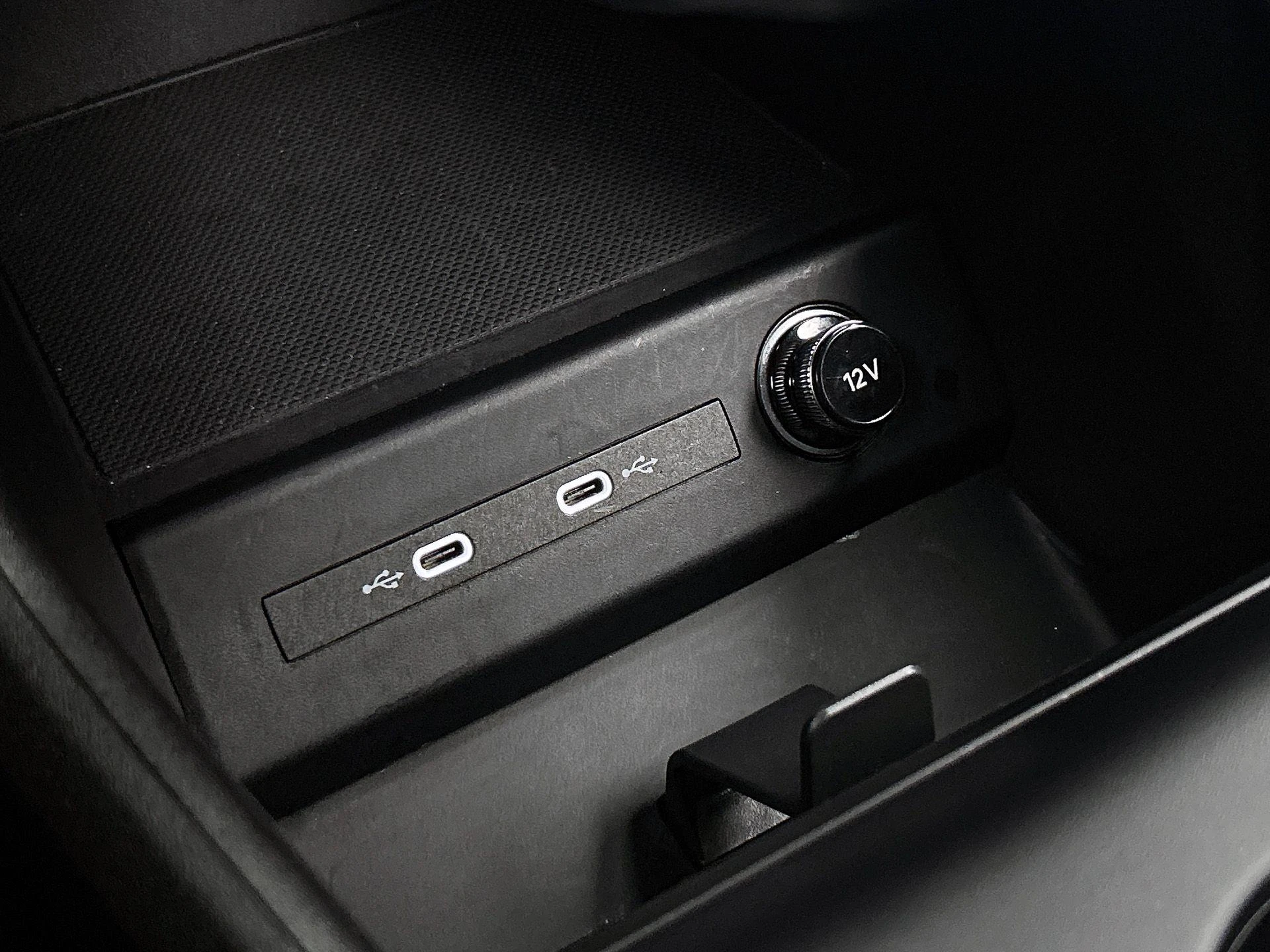 Audi-Q4 e-tron-image-26