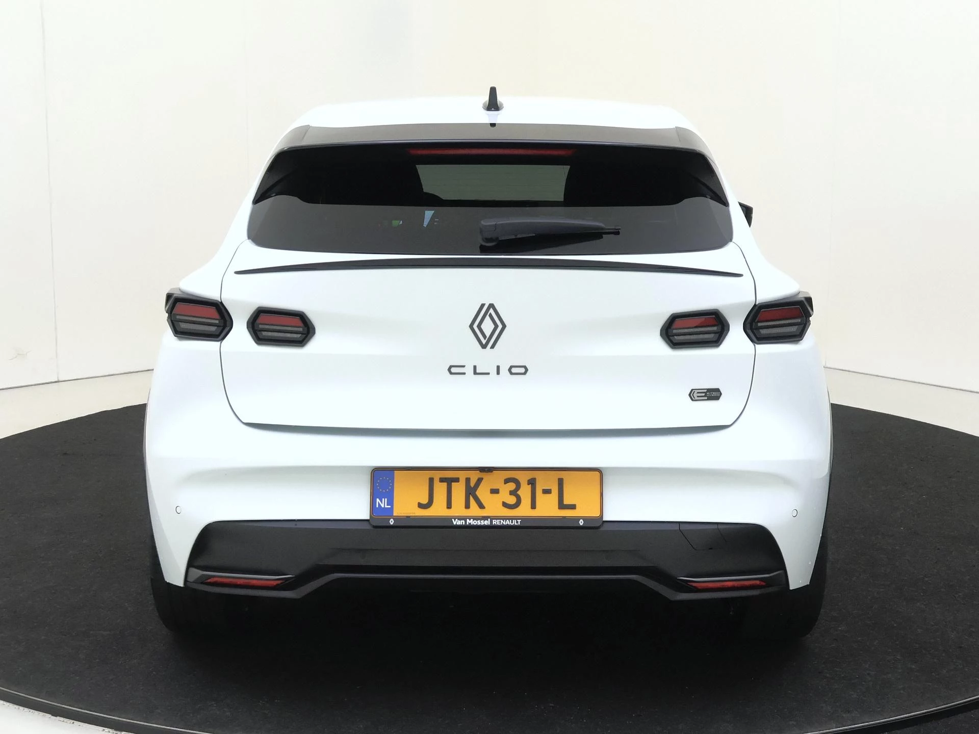 Renault-Clio-image-6