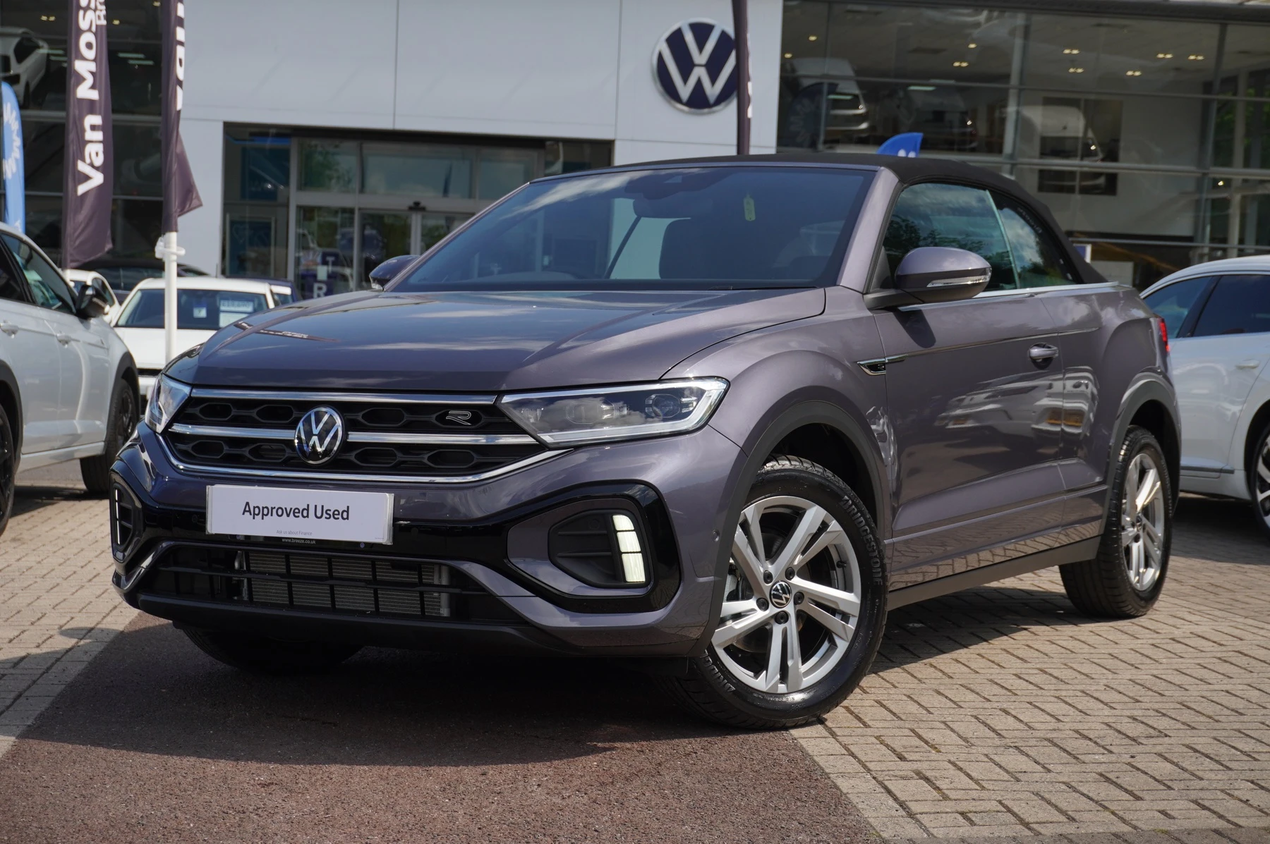 Volkswagen-T-Roc-image-22