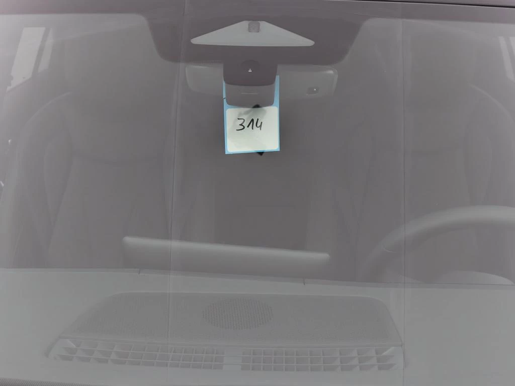 Volkswagen Tiguan Tiguan R-Line 1.5 eTSI 150PK *AUTOMAAT* DEMO *