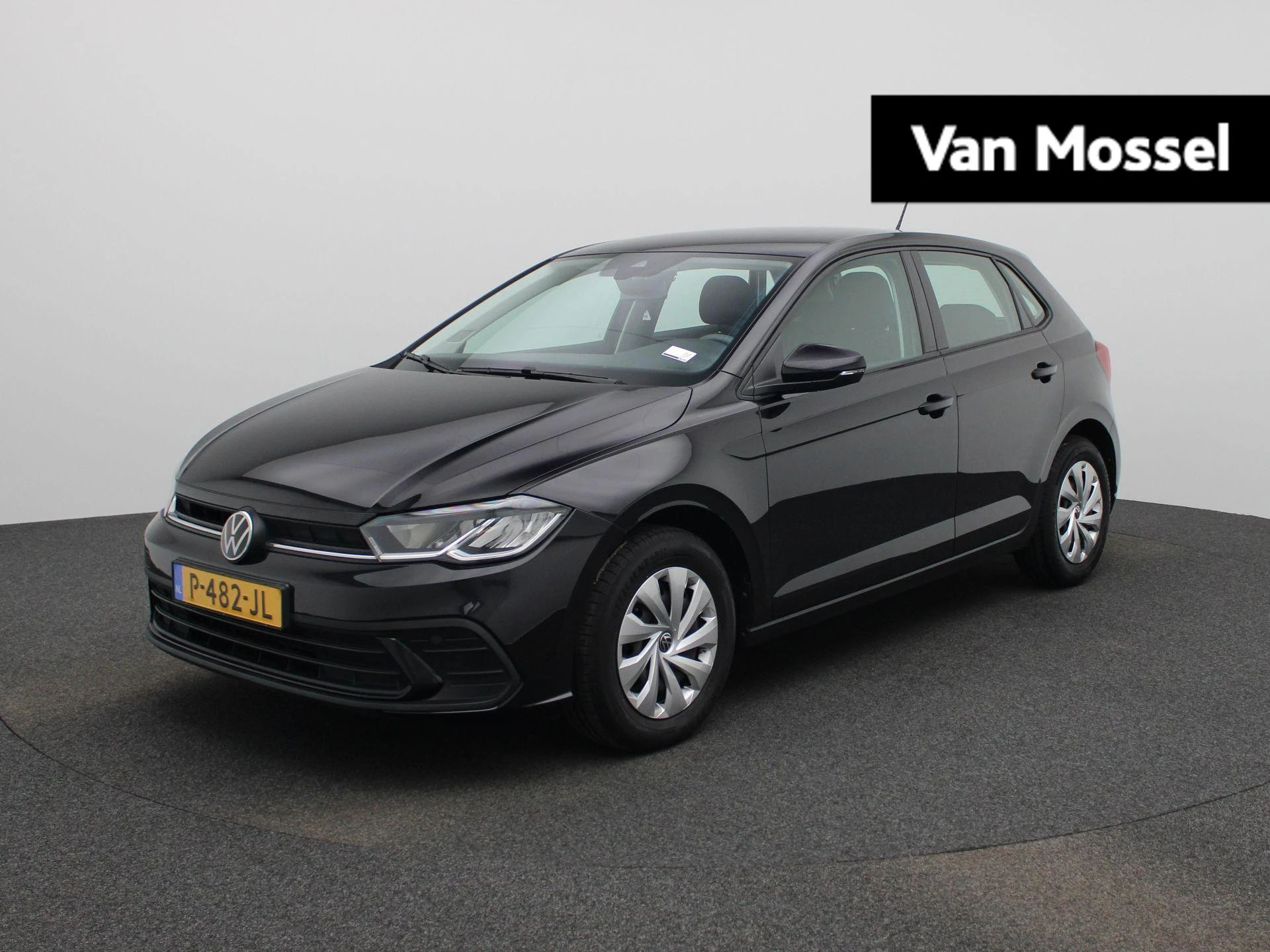 Volkswagen-Polo-image-0
