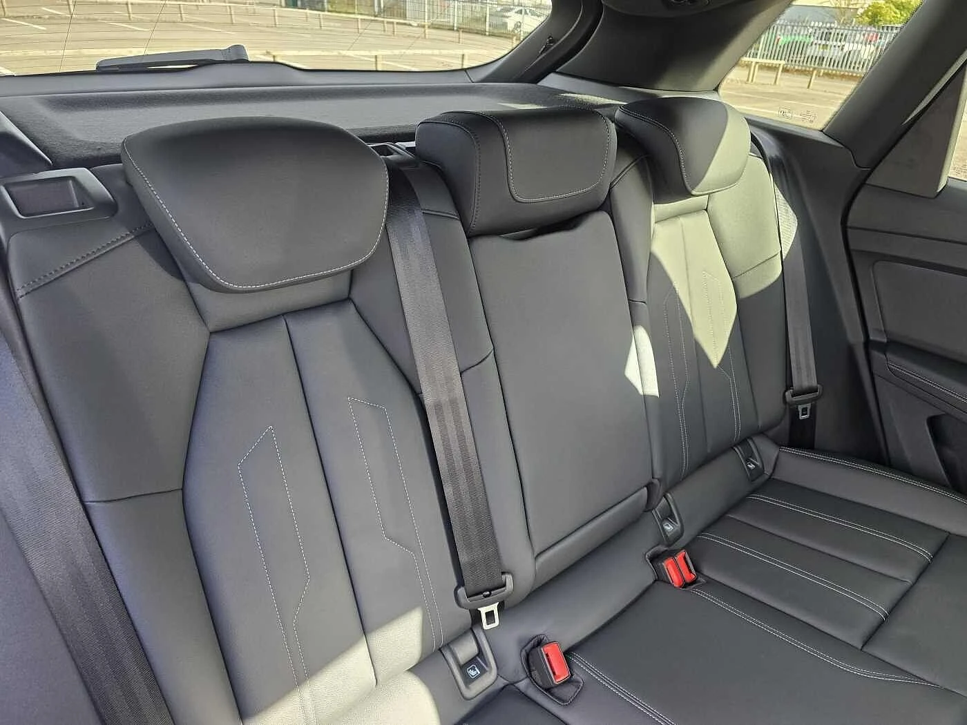 Audi-Q4 e-tron-image-16