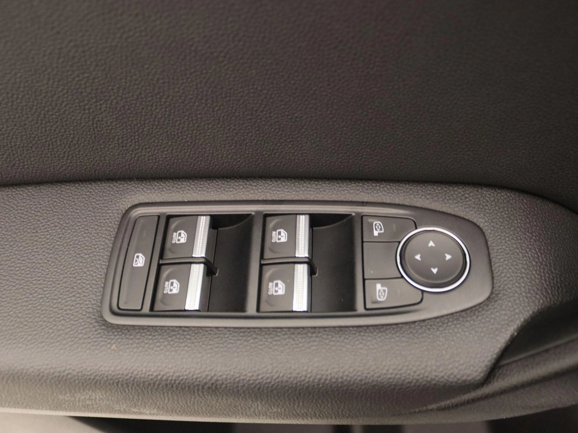 Renault-Captur-image-20