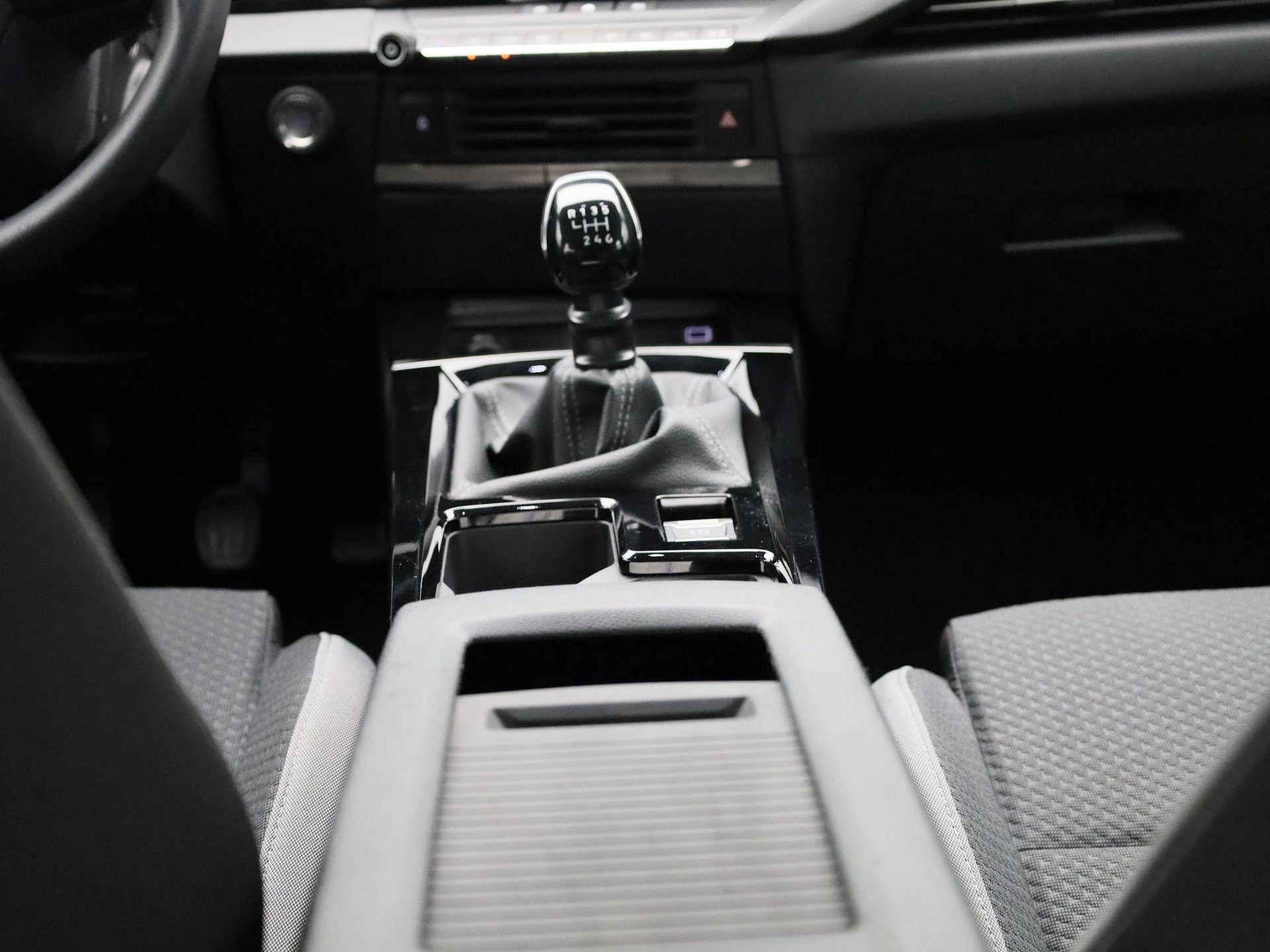 Opel-Astra-image-9