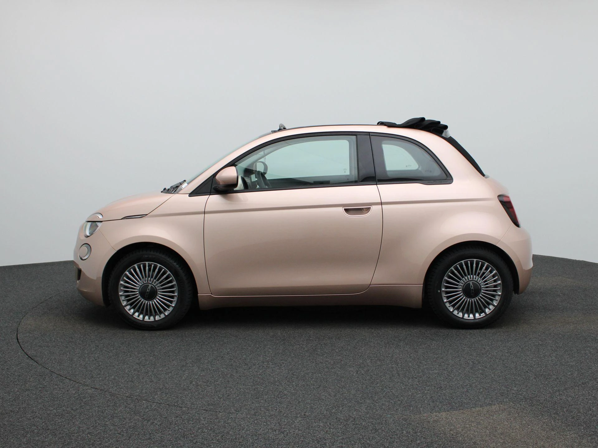 Fiat-500C-image-3