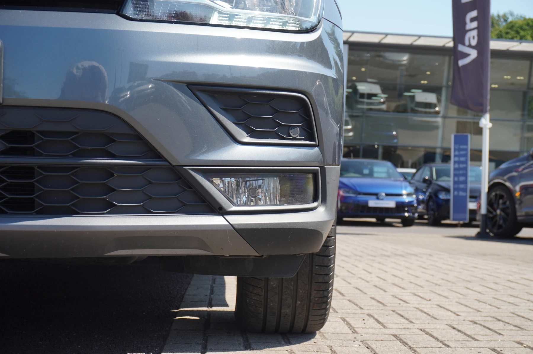 Volkswagen-Tiguan Allspace-image-35