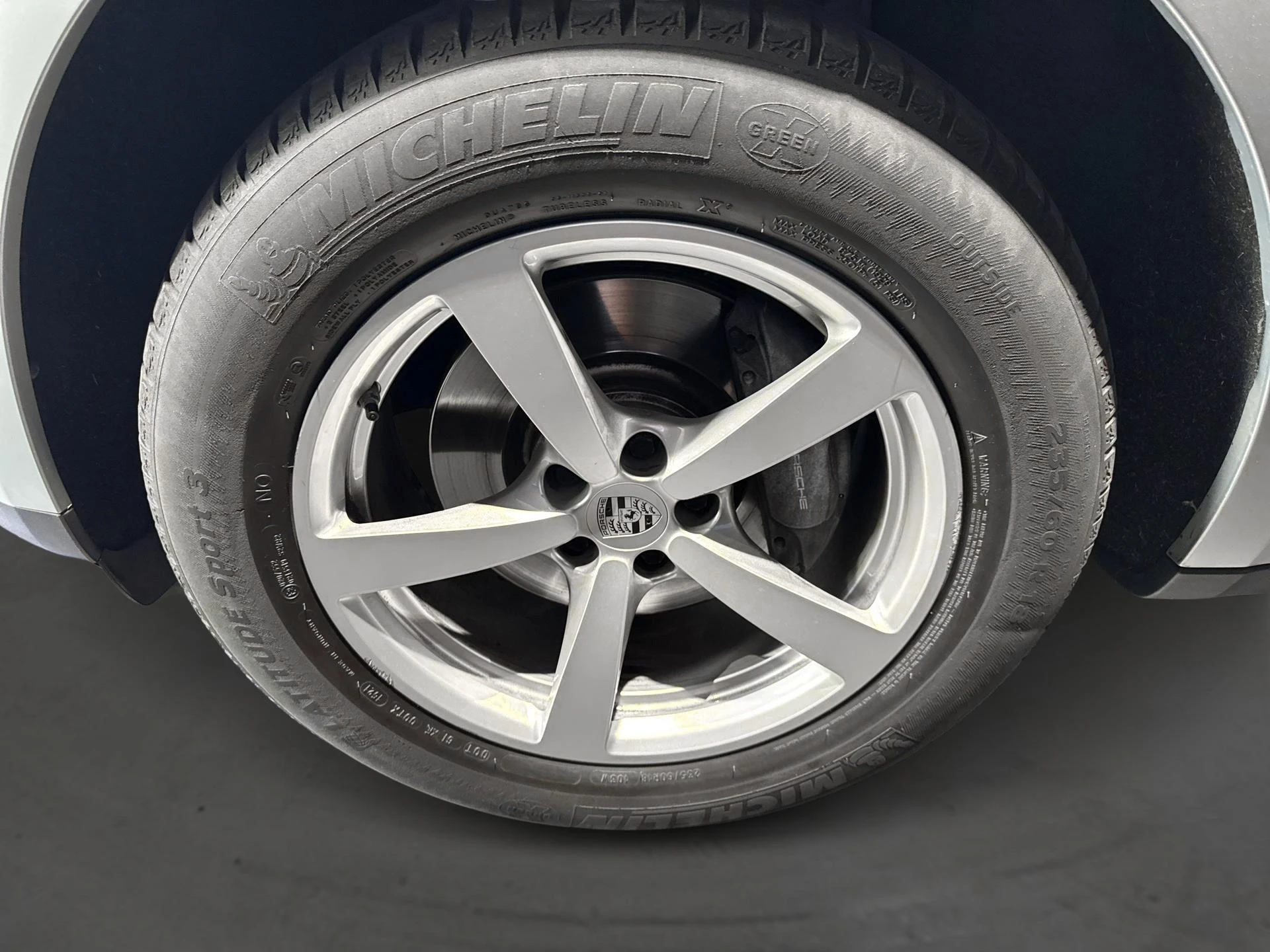 Porsche-Macan-image-5