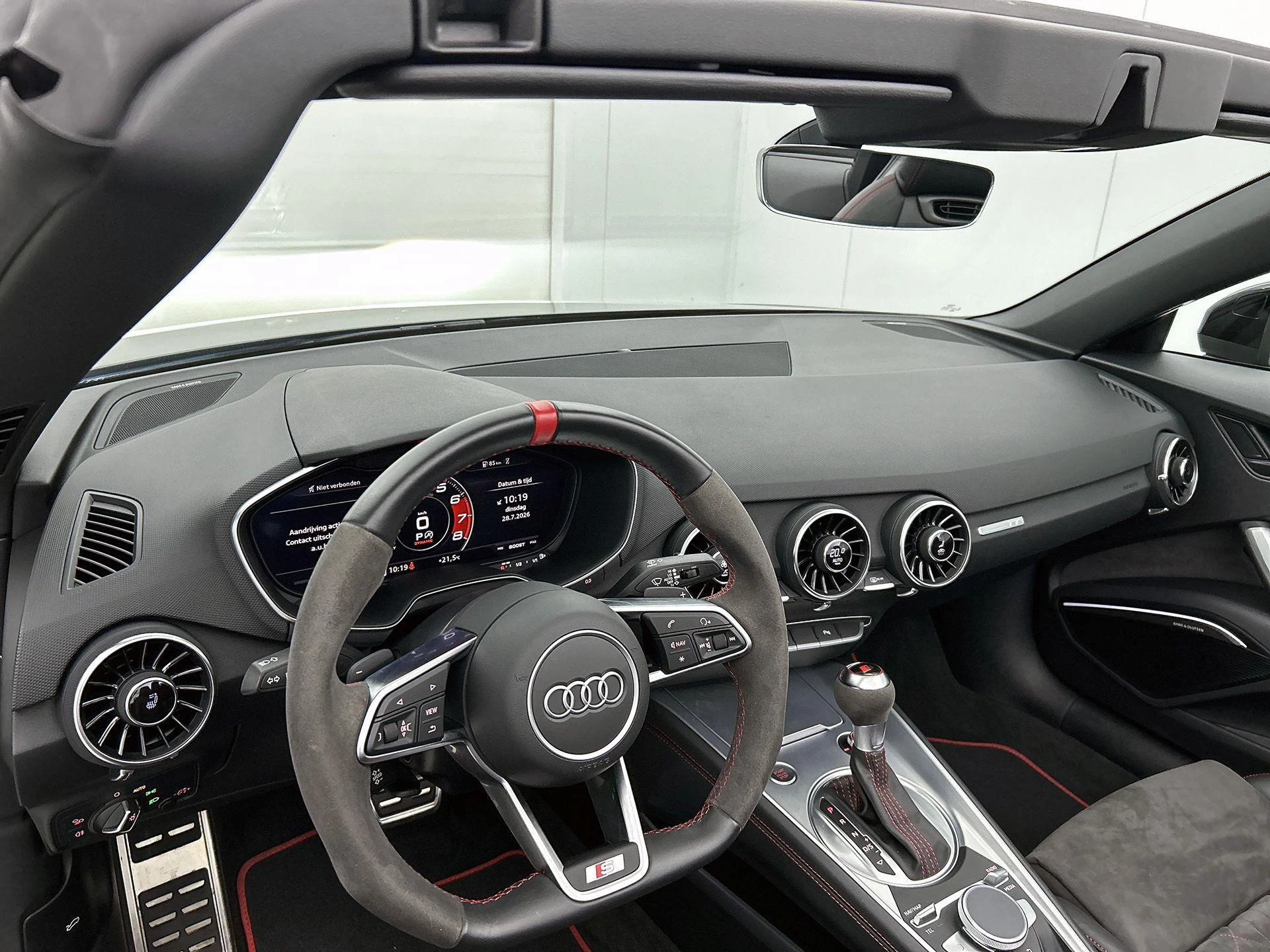 Audi-TT-image-10