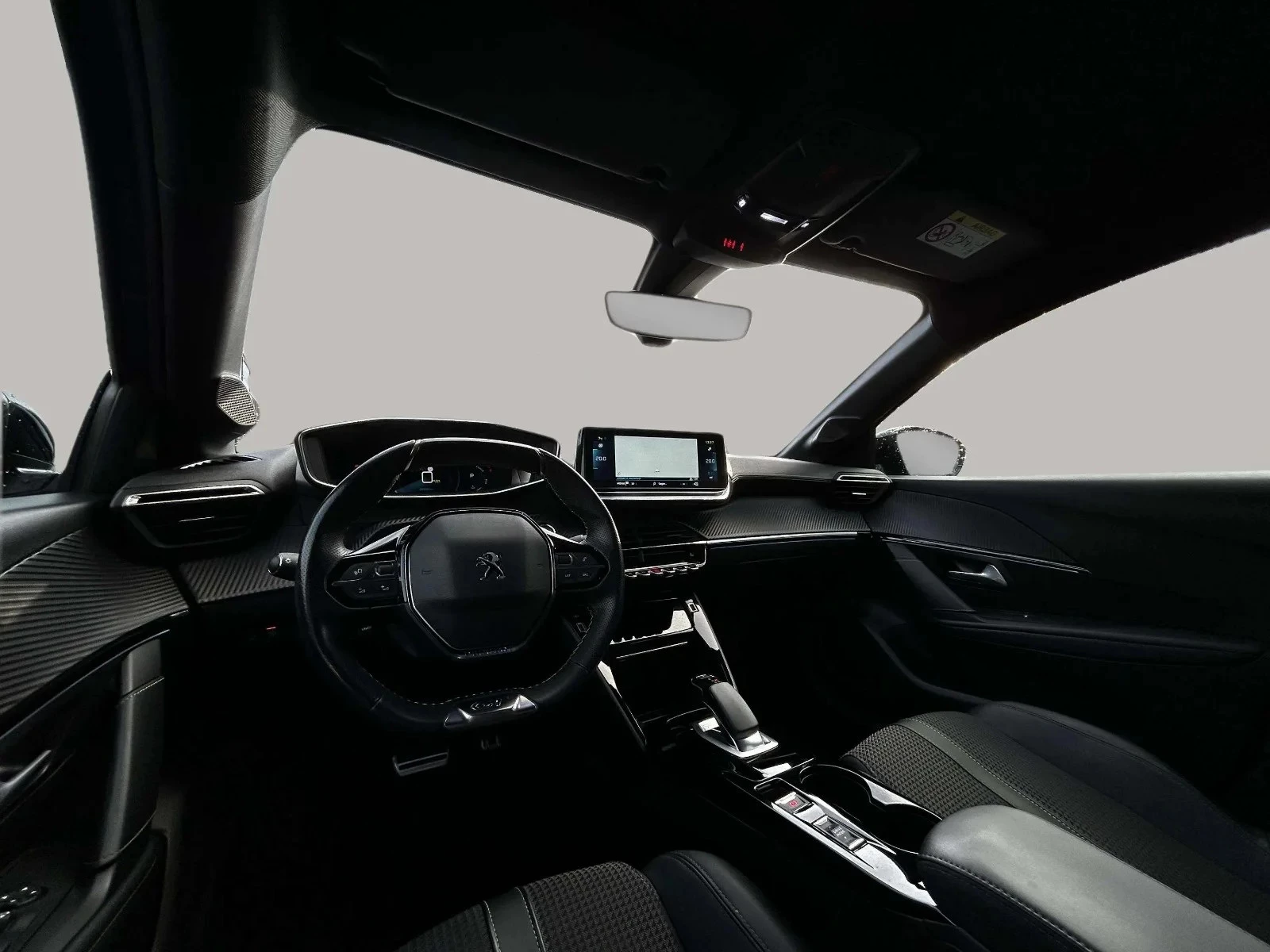 Peugeot-e-208-image-16