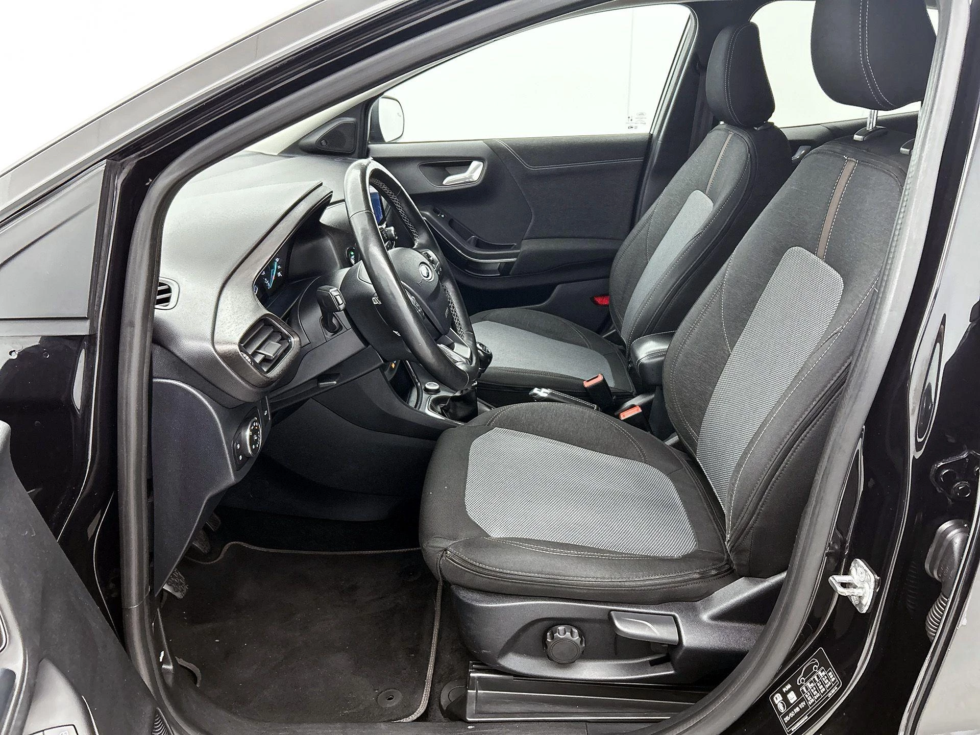 Ford-Puma-image-9