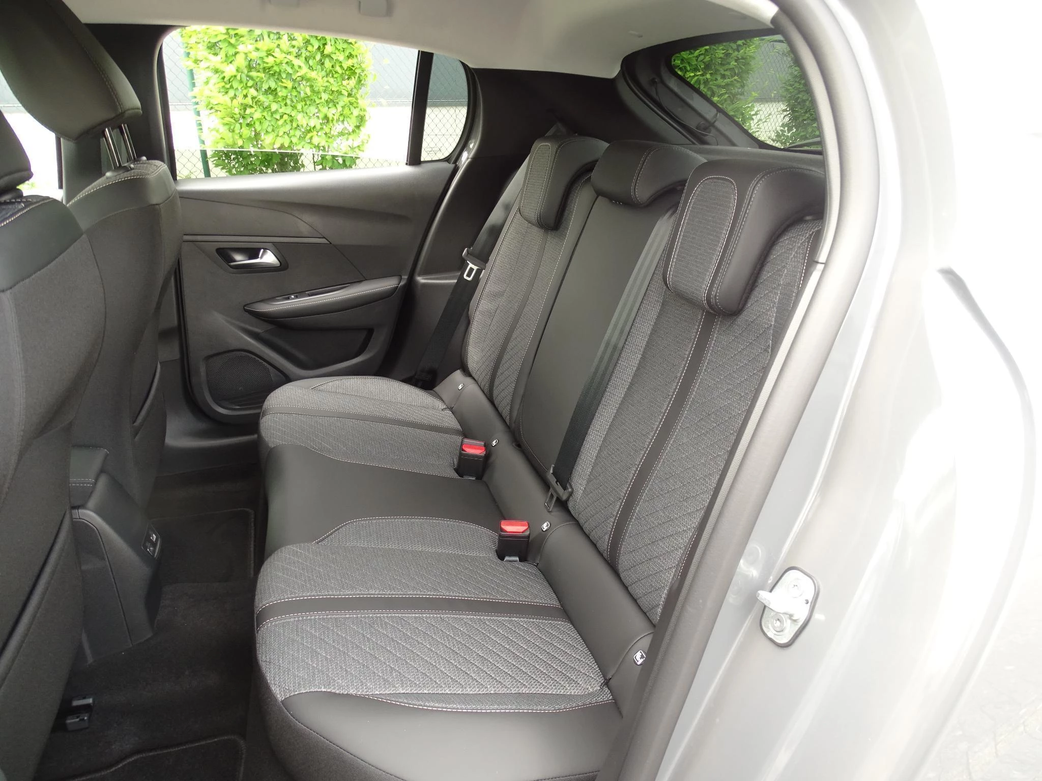 Peugeot 208 1.2T Allure