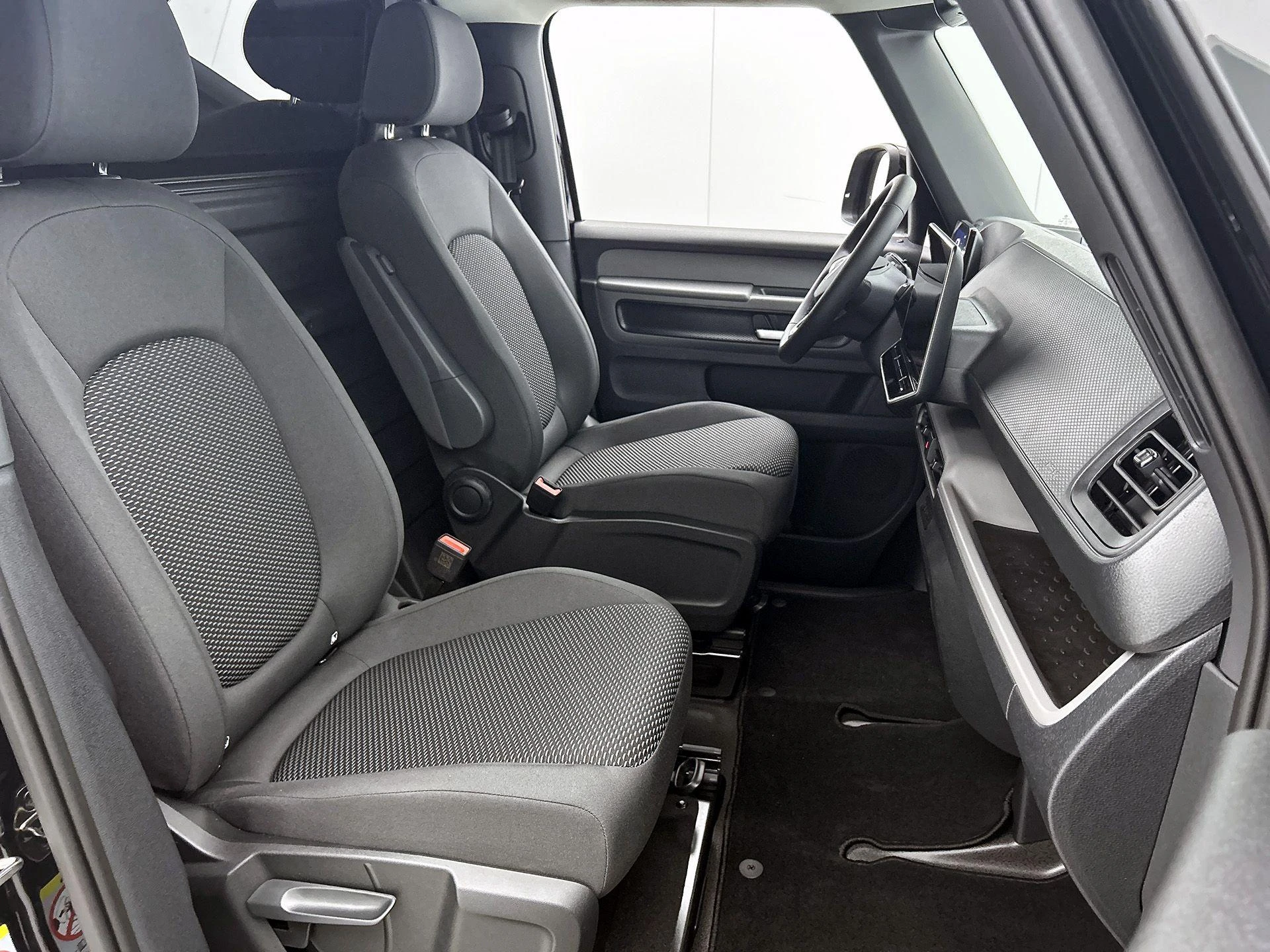Volkswagen-ID. Buzz Cargo-image-40