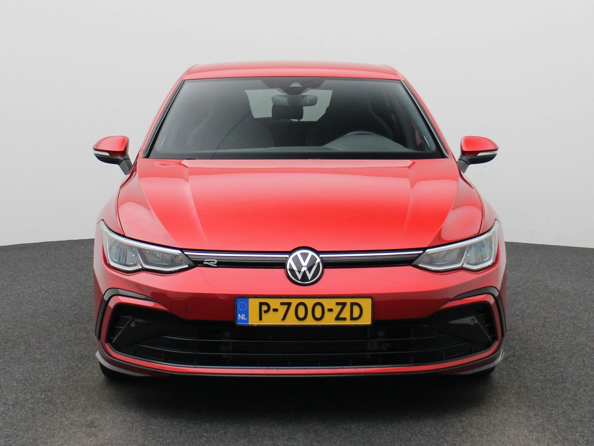 Volkswagen-Golf-image-2
