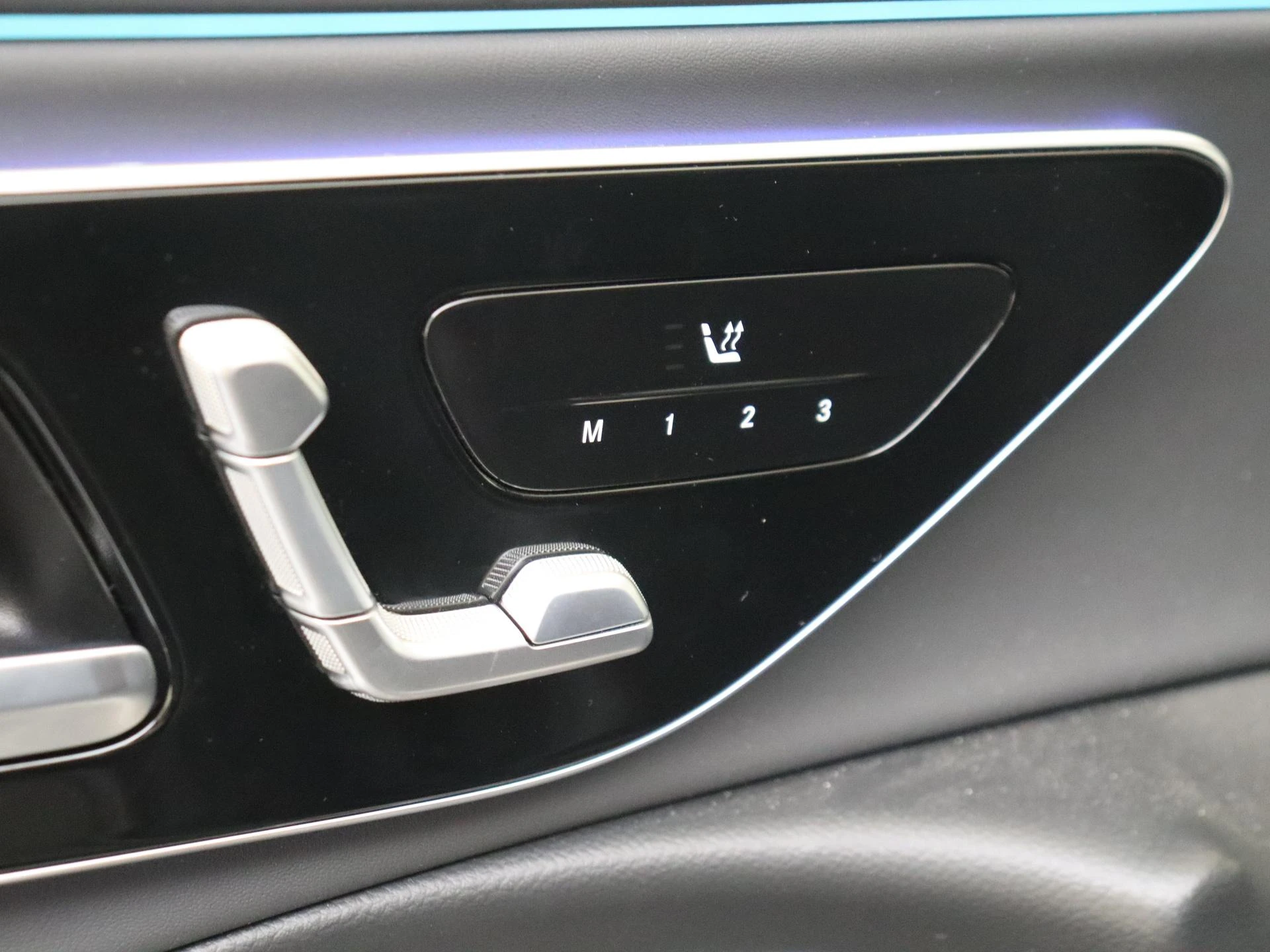 Mercedes-Benz-E-Klasse-image-31