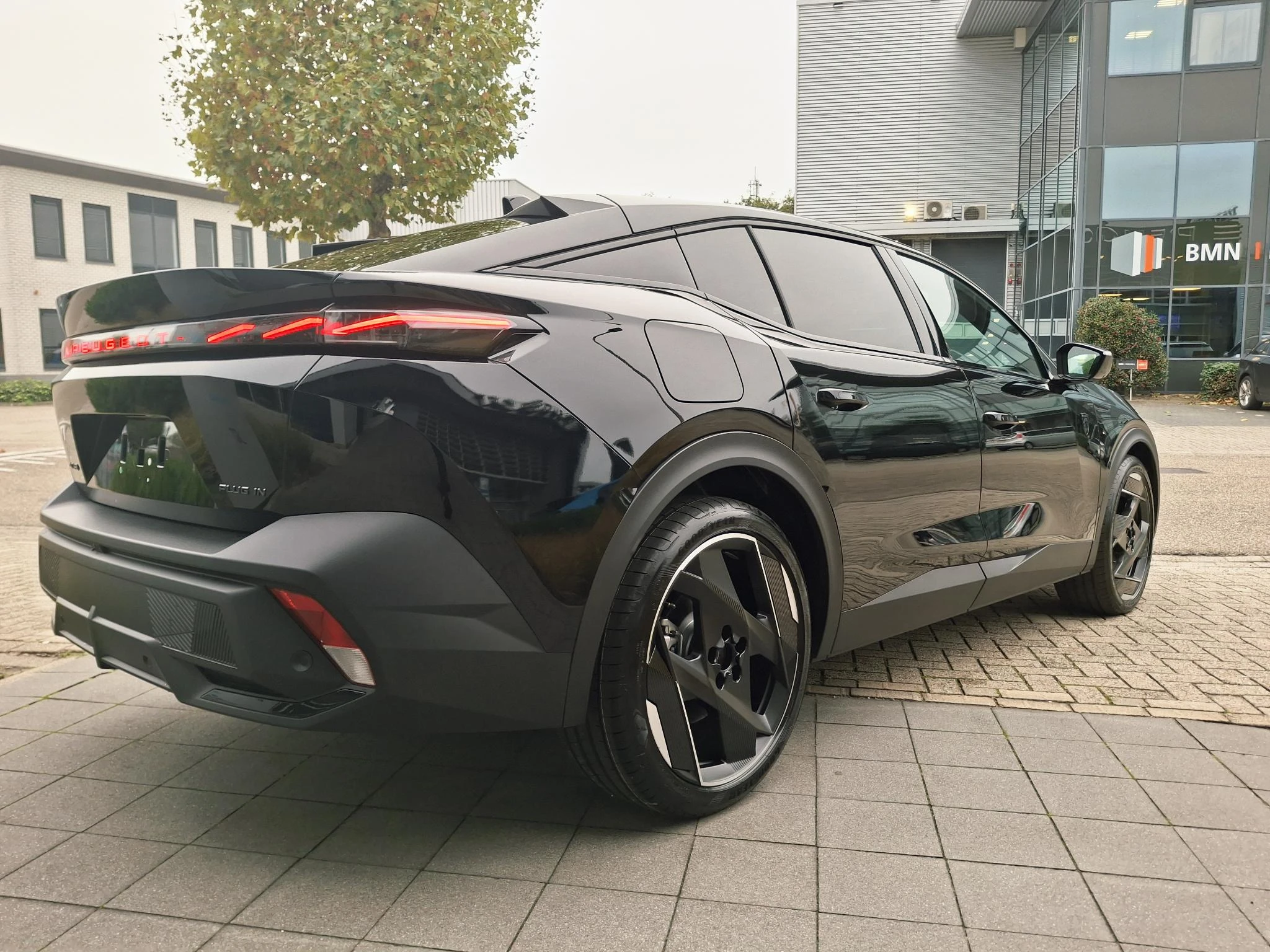 Peugeot-408-image-15