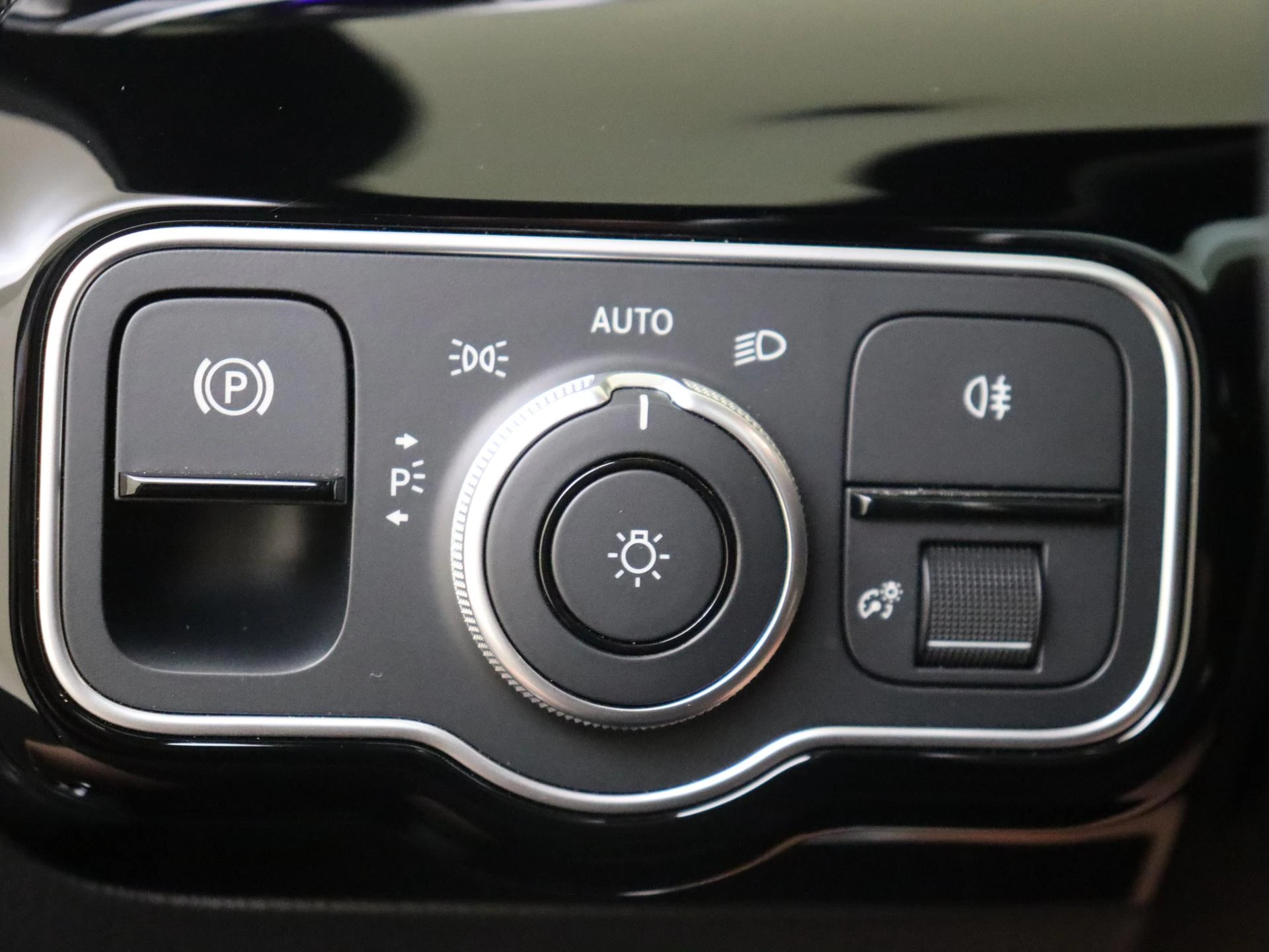Mercedes-Benz-A-Klasse-image-24