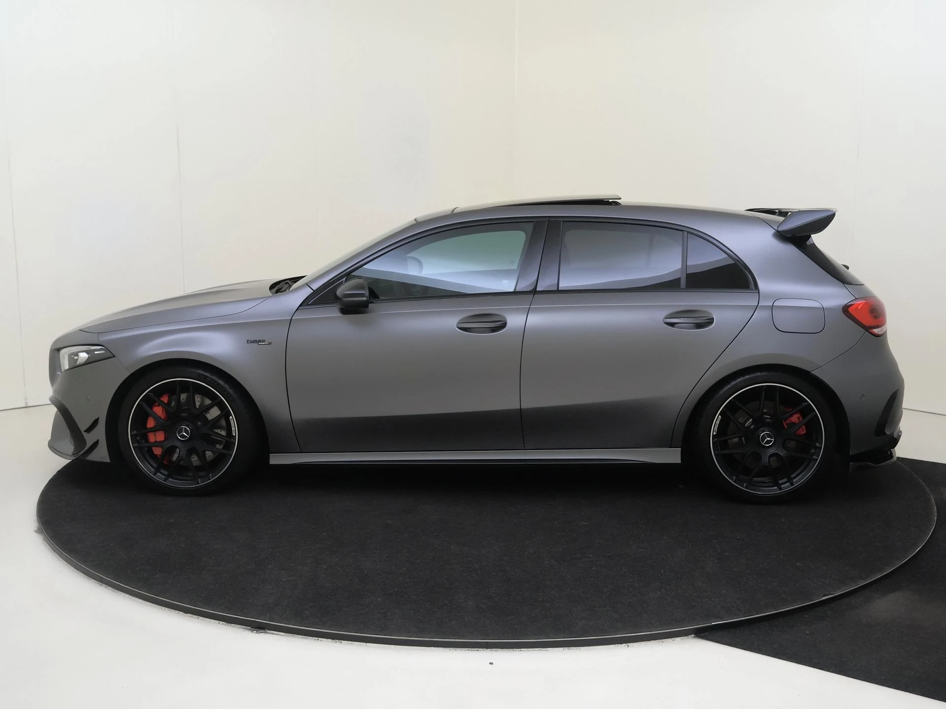 Mercedes-Benz A-Klasse AMG 45 S 4MATIC+ Premium Plus