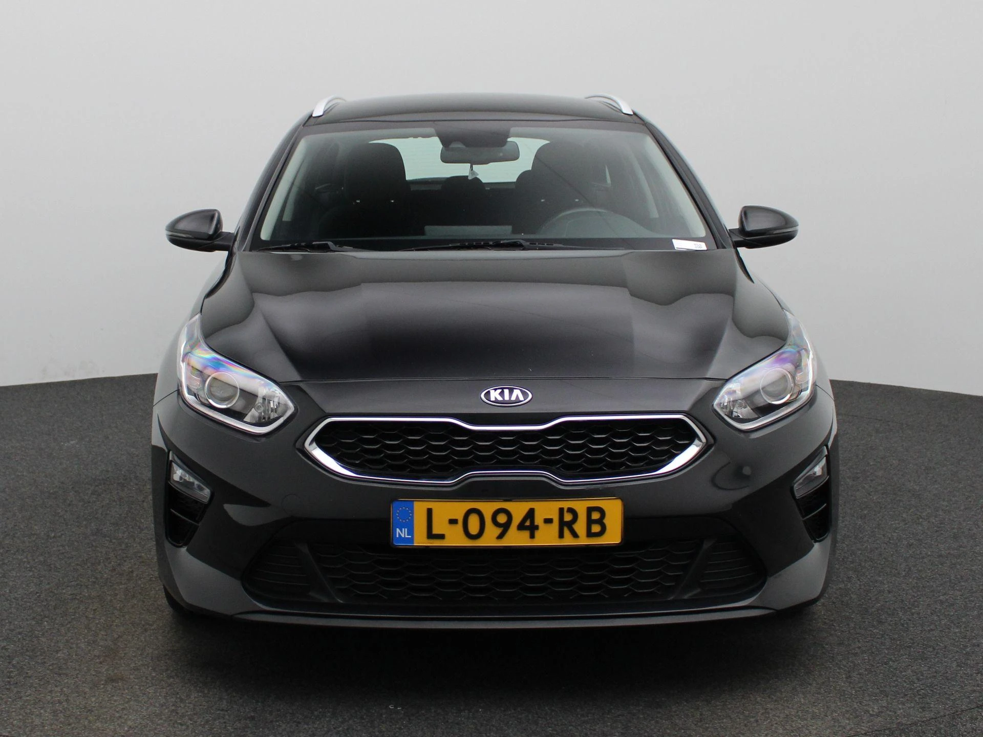Kia-Ceed Sportswagon-image-2