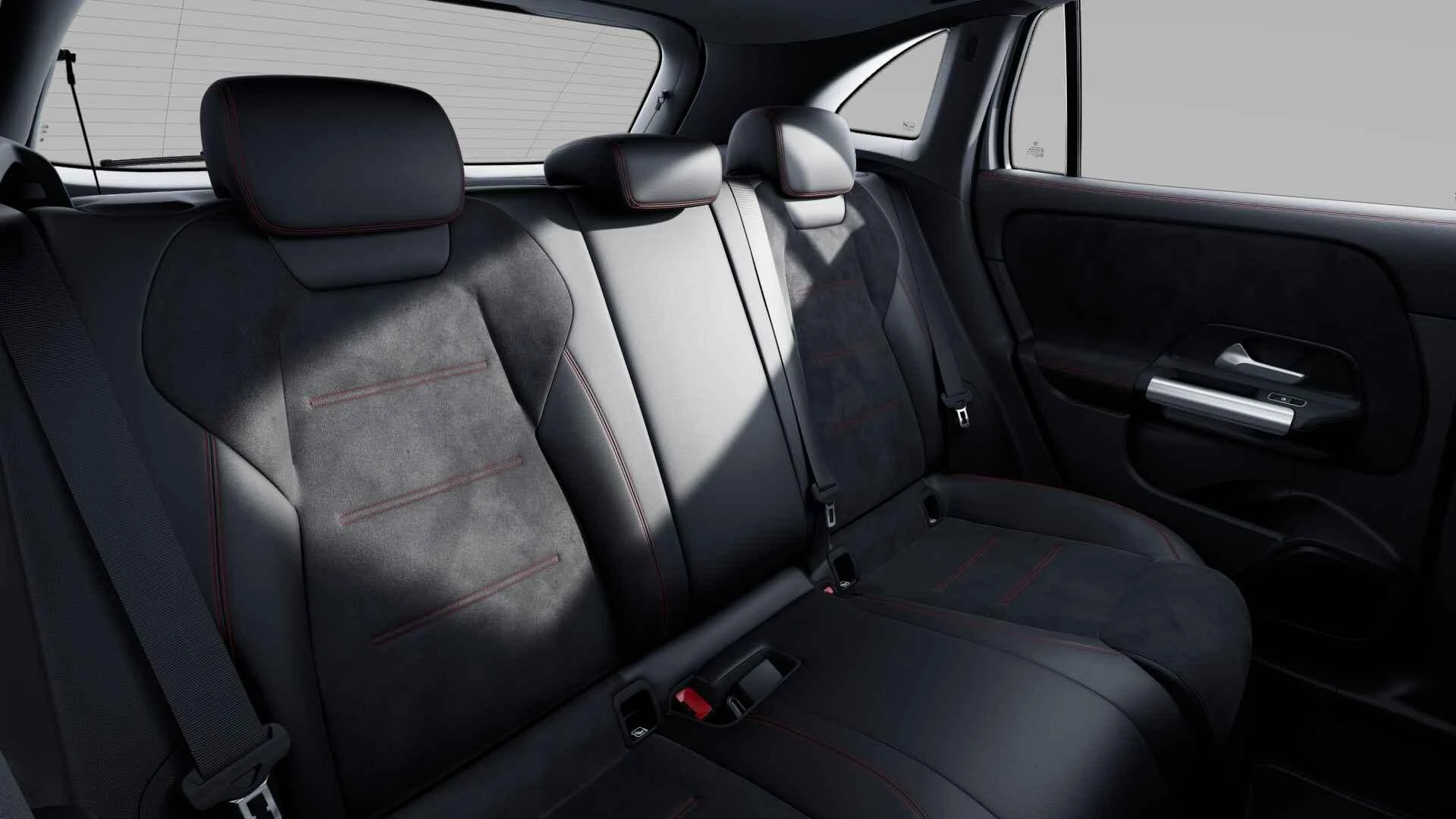 Mercedes-Benz-GLA-image-10