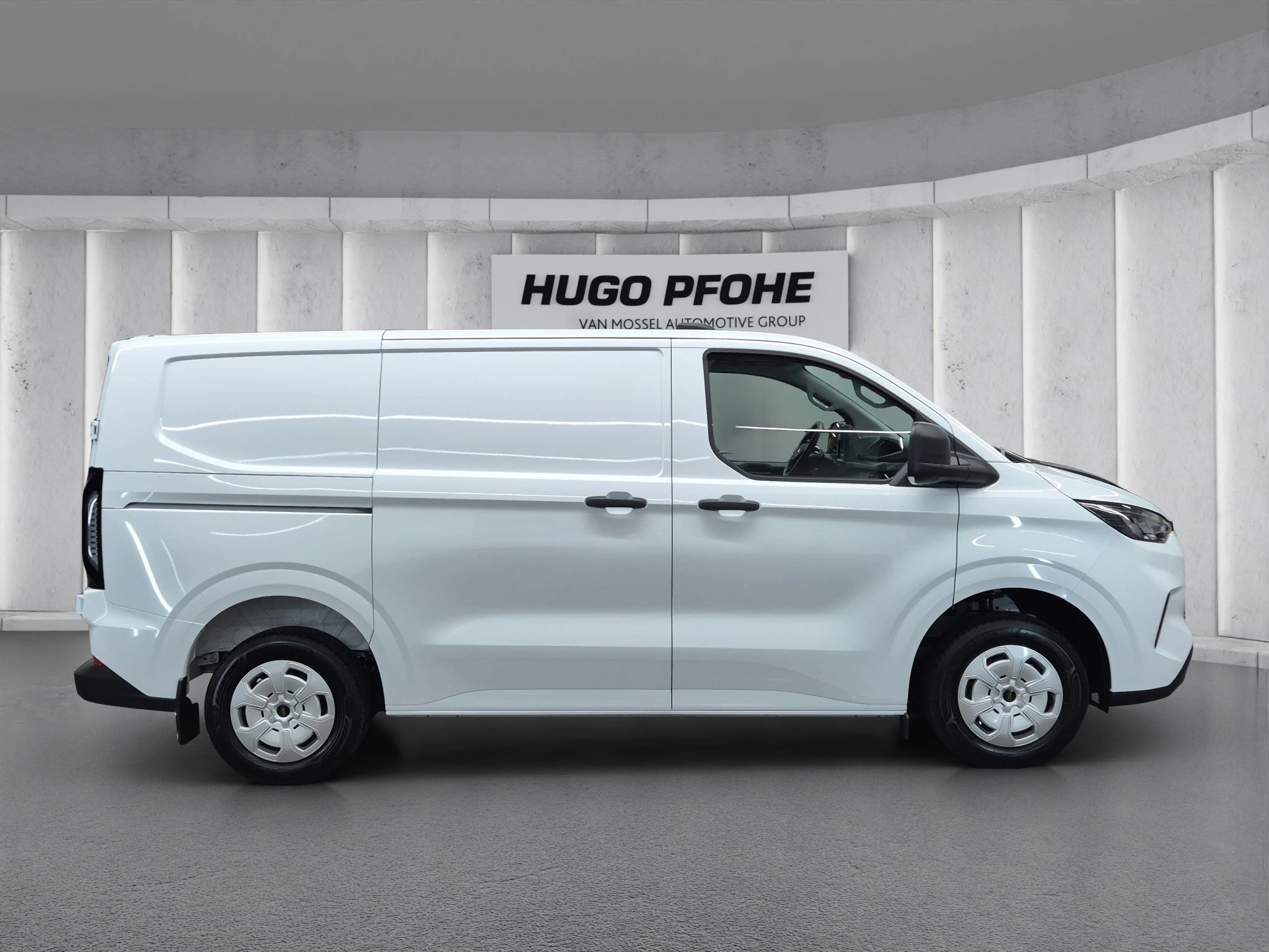 Ford-Transit Custom-image-5