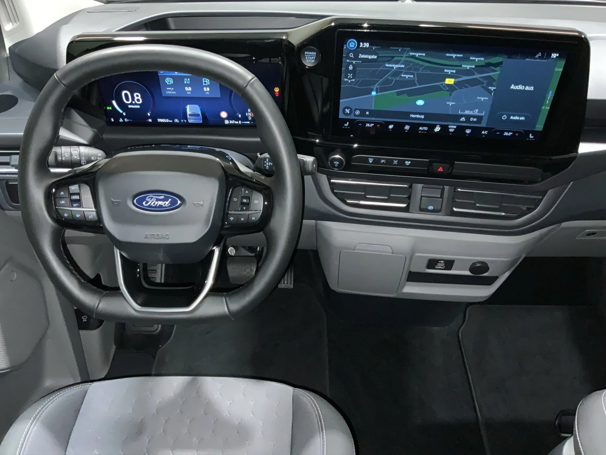 Ford-Tourneo Custom-image-10