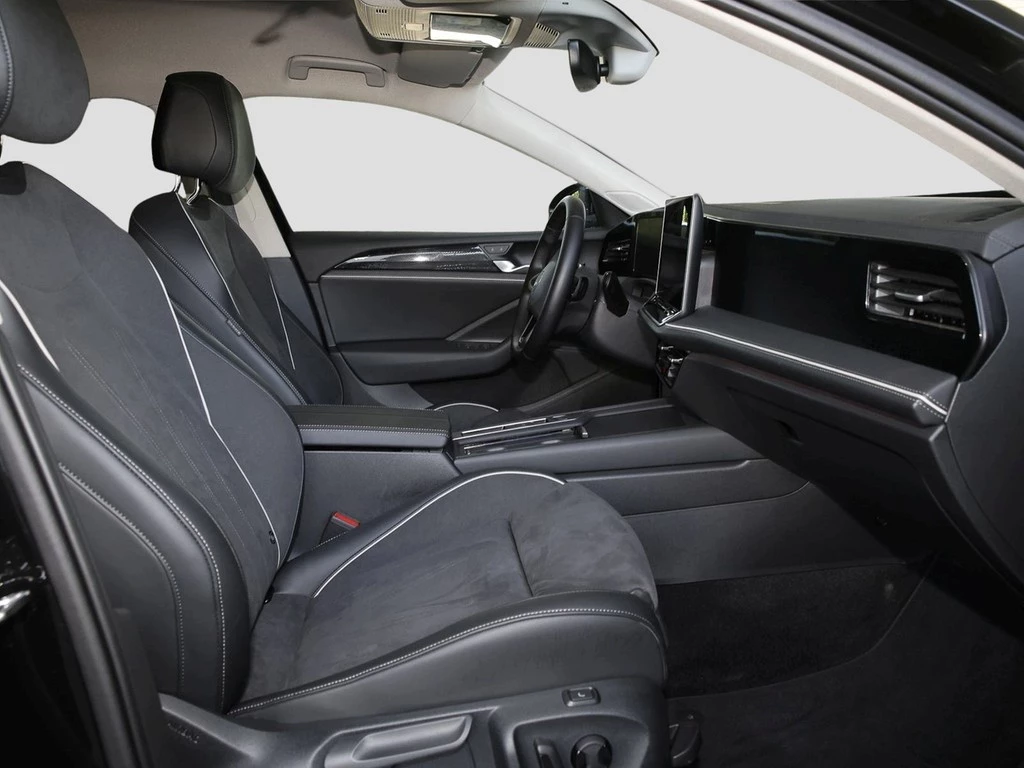 Volkswagen Passat Variant 1,5 eTSI DSG Business,AHK,LED,ACC 360° Kamera,Sitz/Lenkradheizung,Apple Car Play