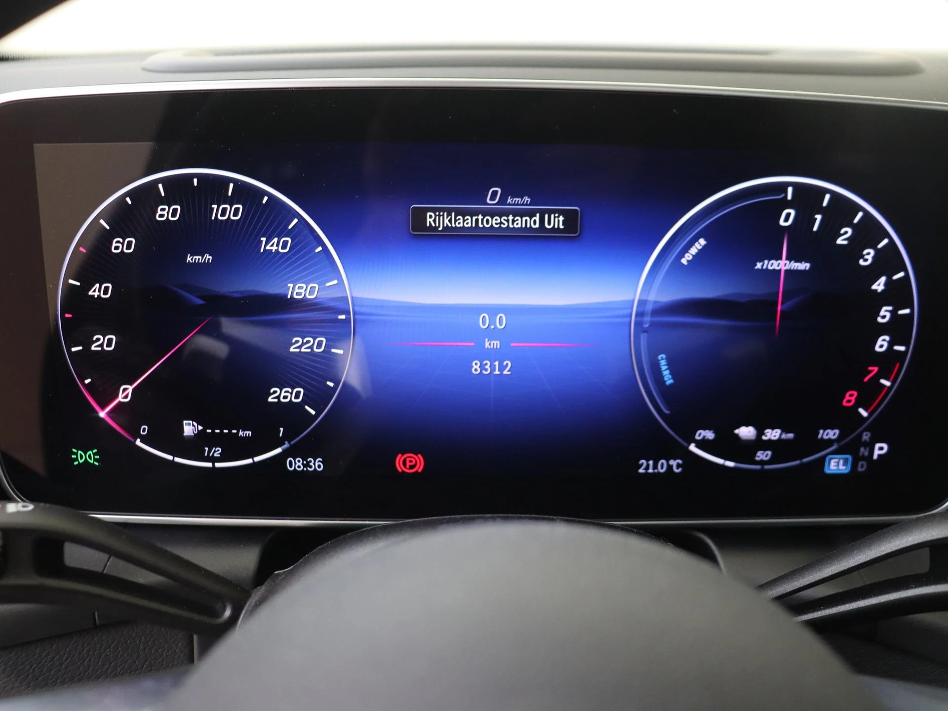 Mercedes-Benz-GLC-image-10