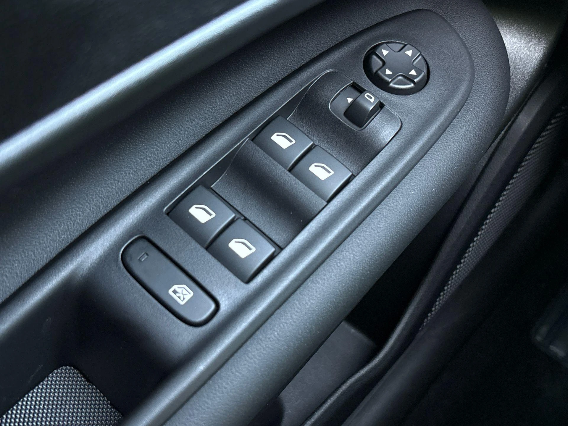 Jeep-Avenger-image-22
